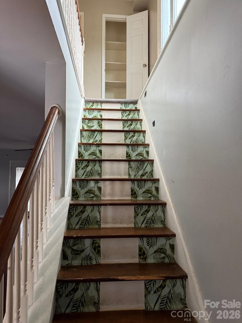220 Wildwood Drive — Salisbury