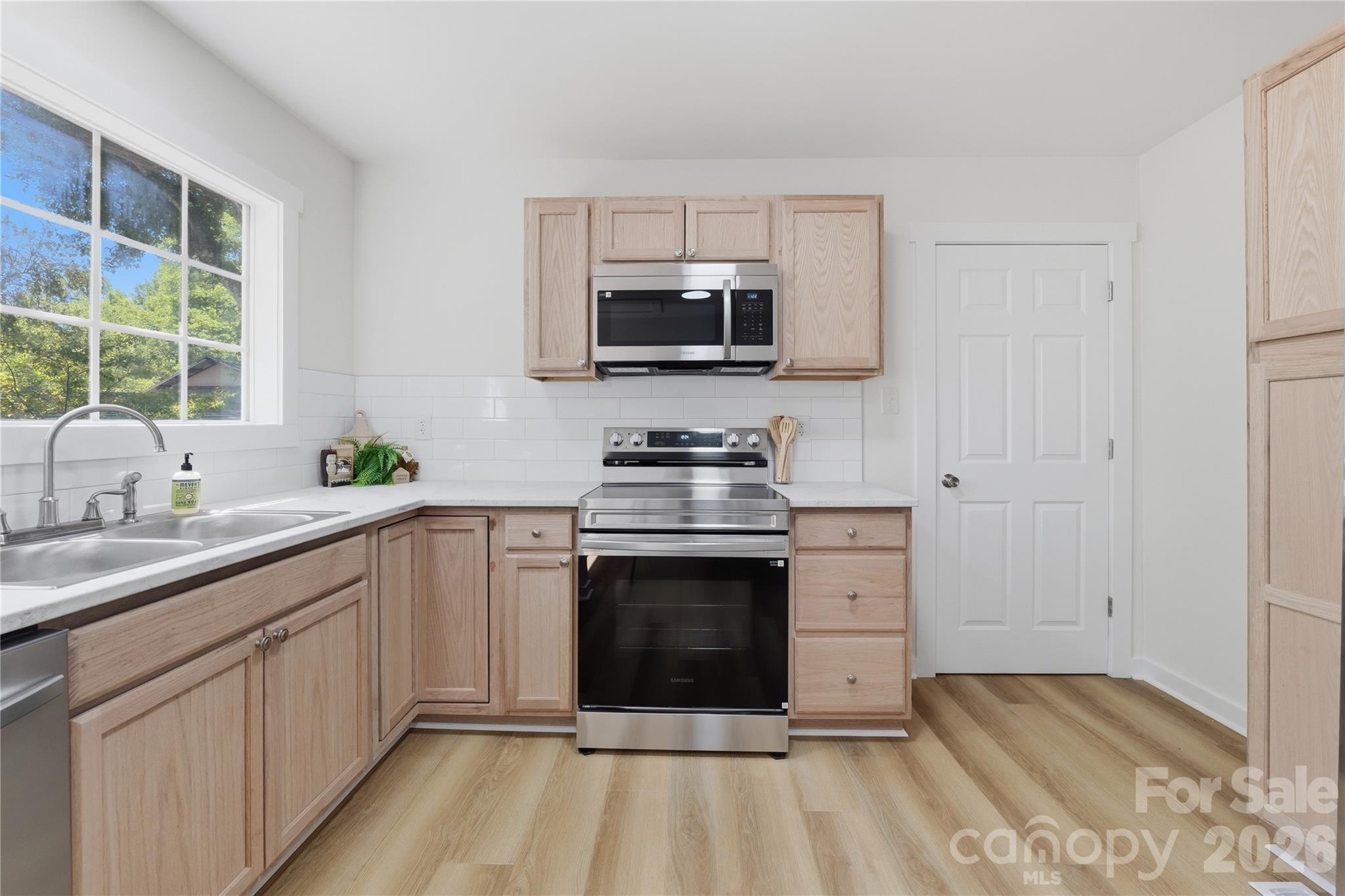 92 Spencer Avenue — Mooresville