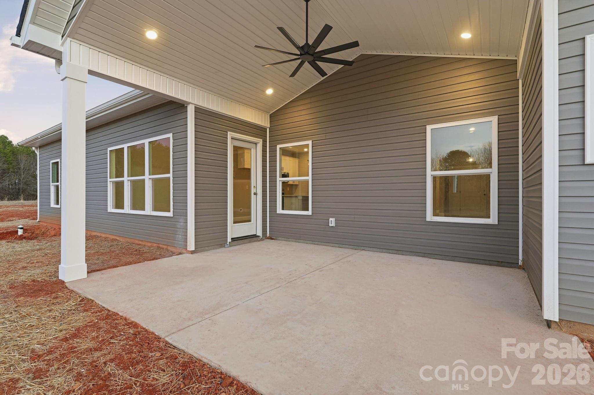 115 Windstone Crossing Trail — Troutman