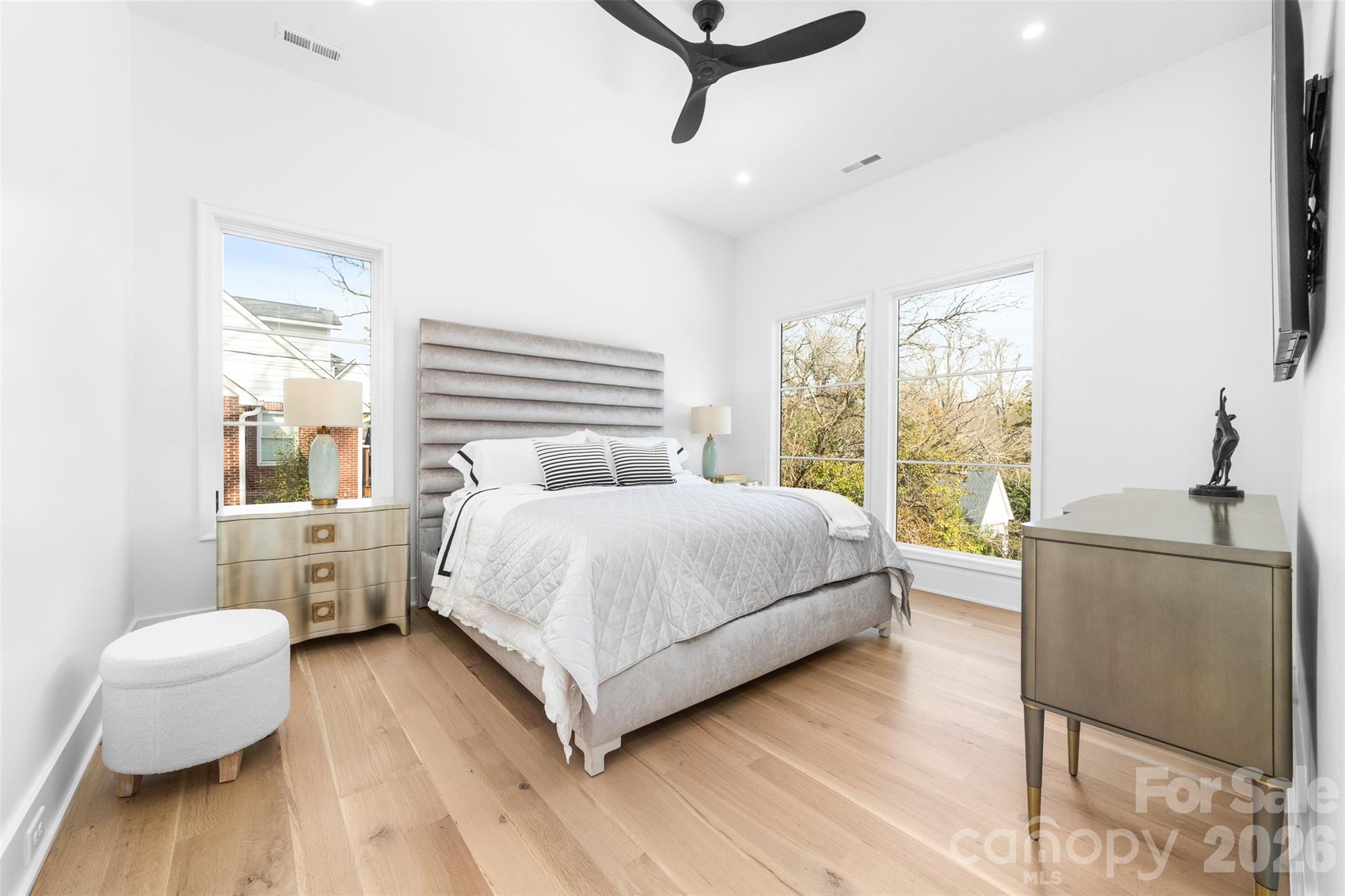 419 South Street #32 — Davidson