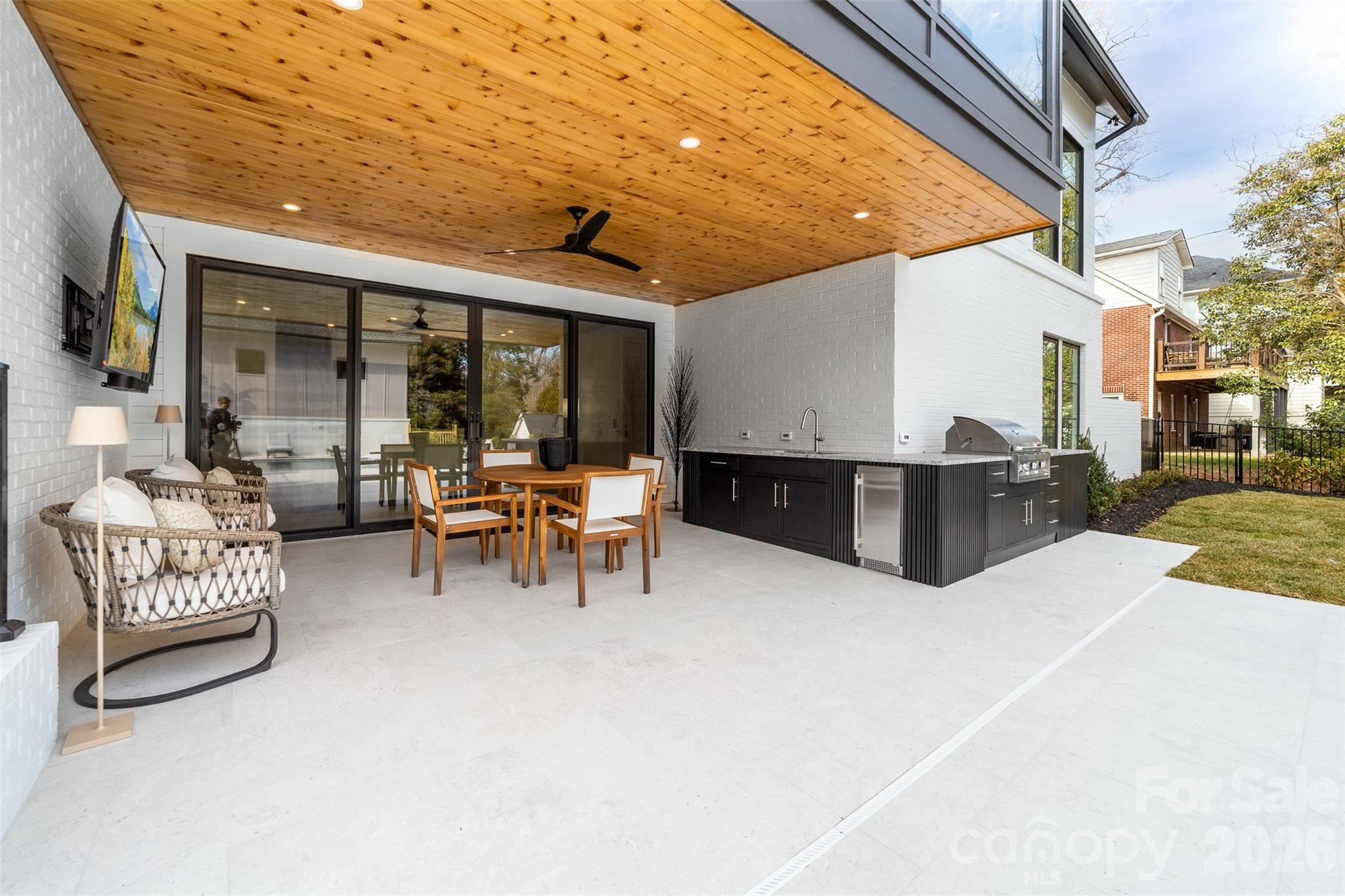 419 South Street #32 — Davidson
