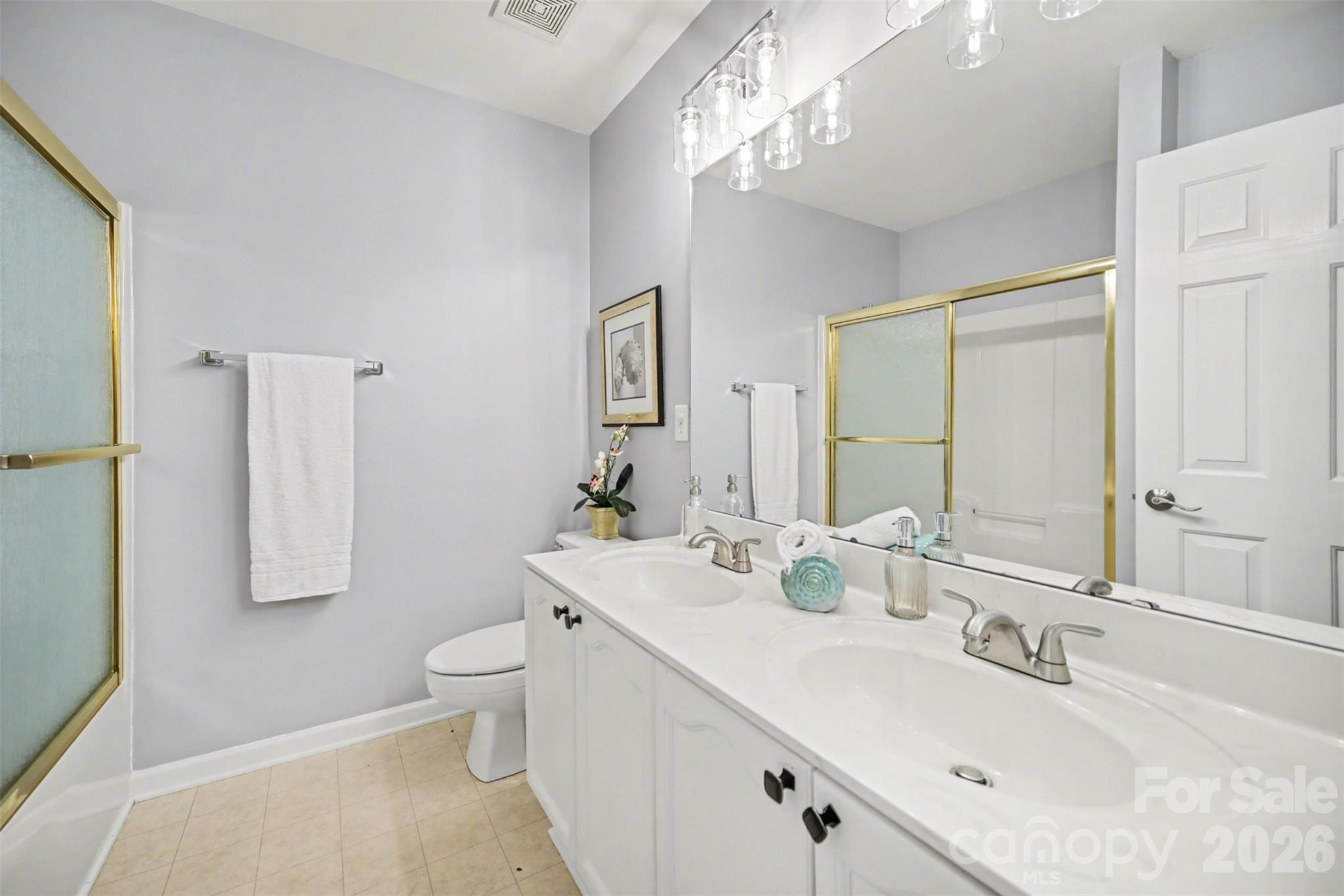 15548 Donnington Drive — Charlotte