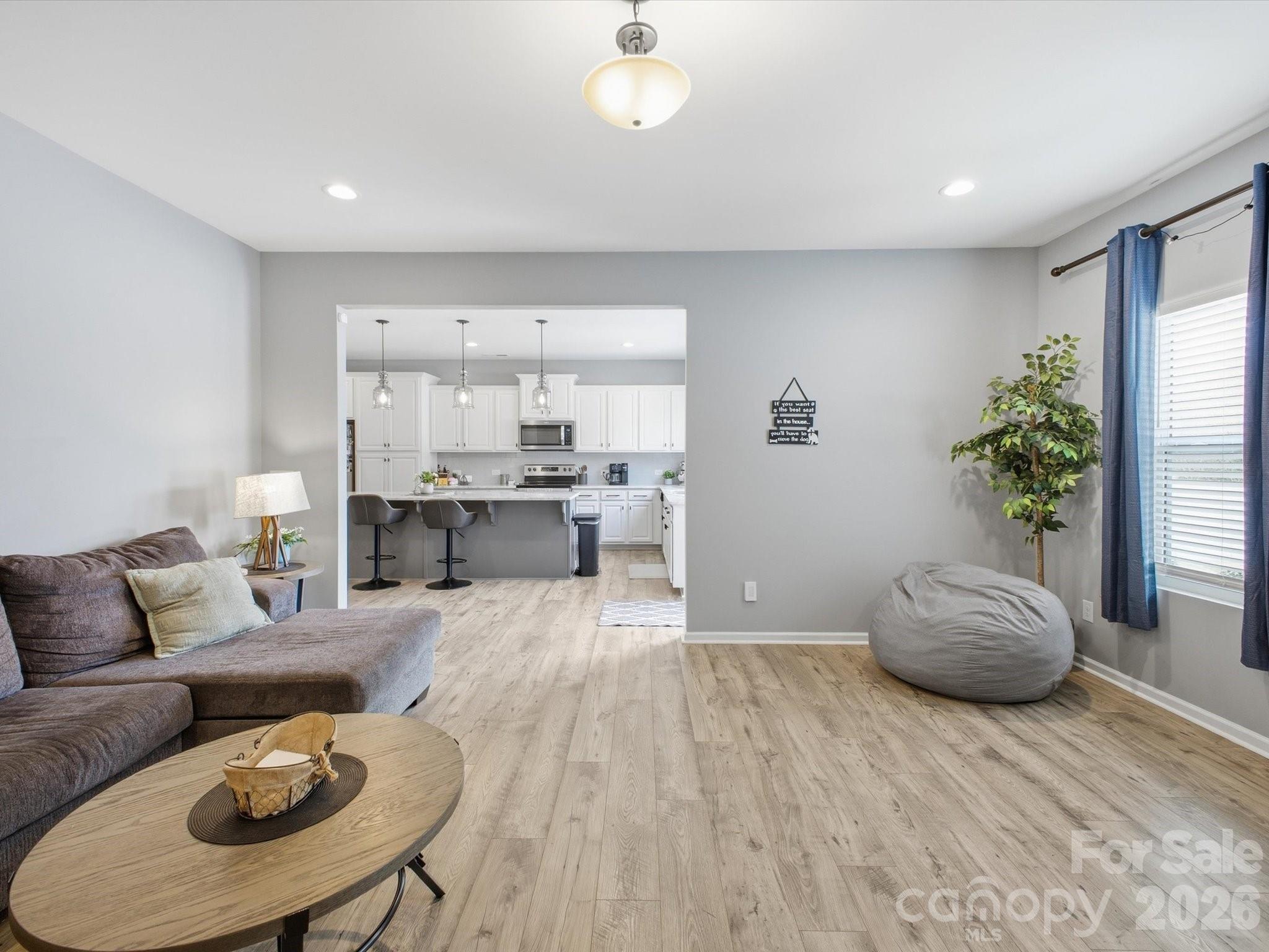 1049 River Haven Avenue SW #140 — Concord