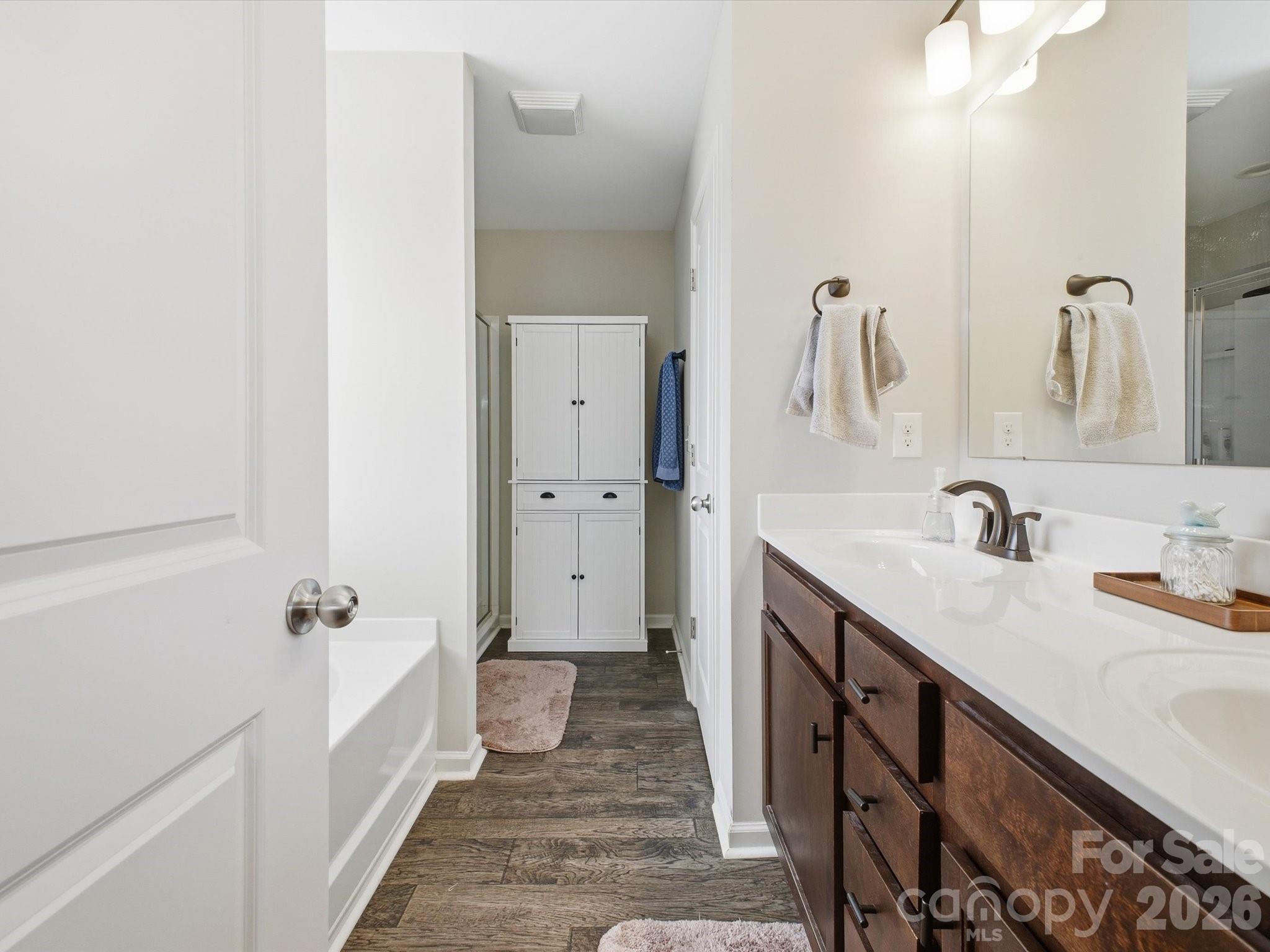 1049 River Haven Avenue SW #140 — Concord