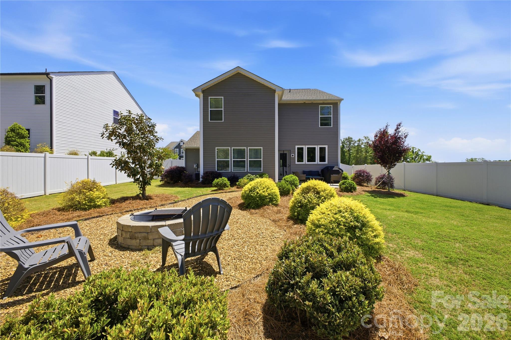 1049 River Haven Avenue SW #140 — Concord