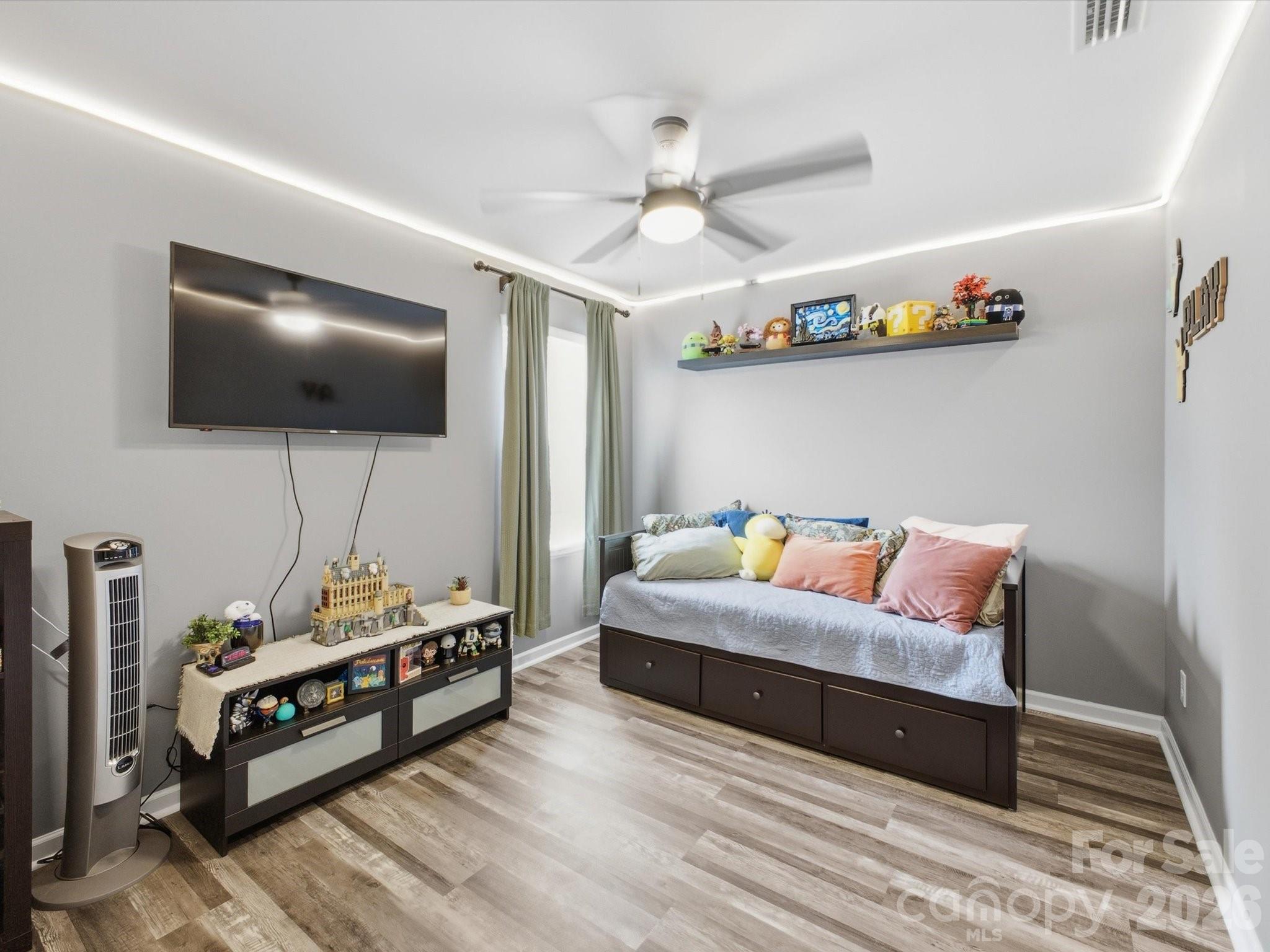 1049 River Haven Avenue SW #140 — Concord