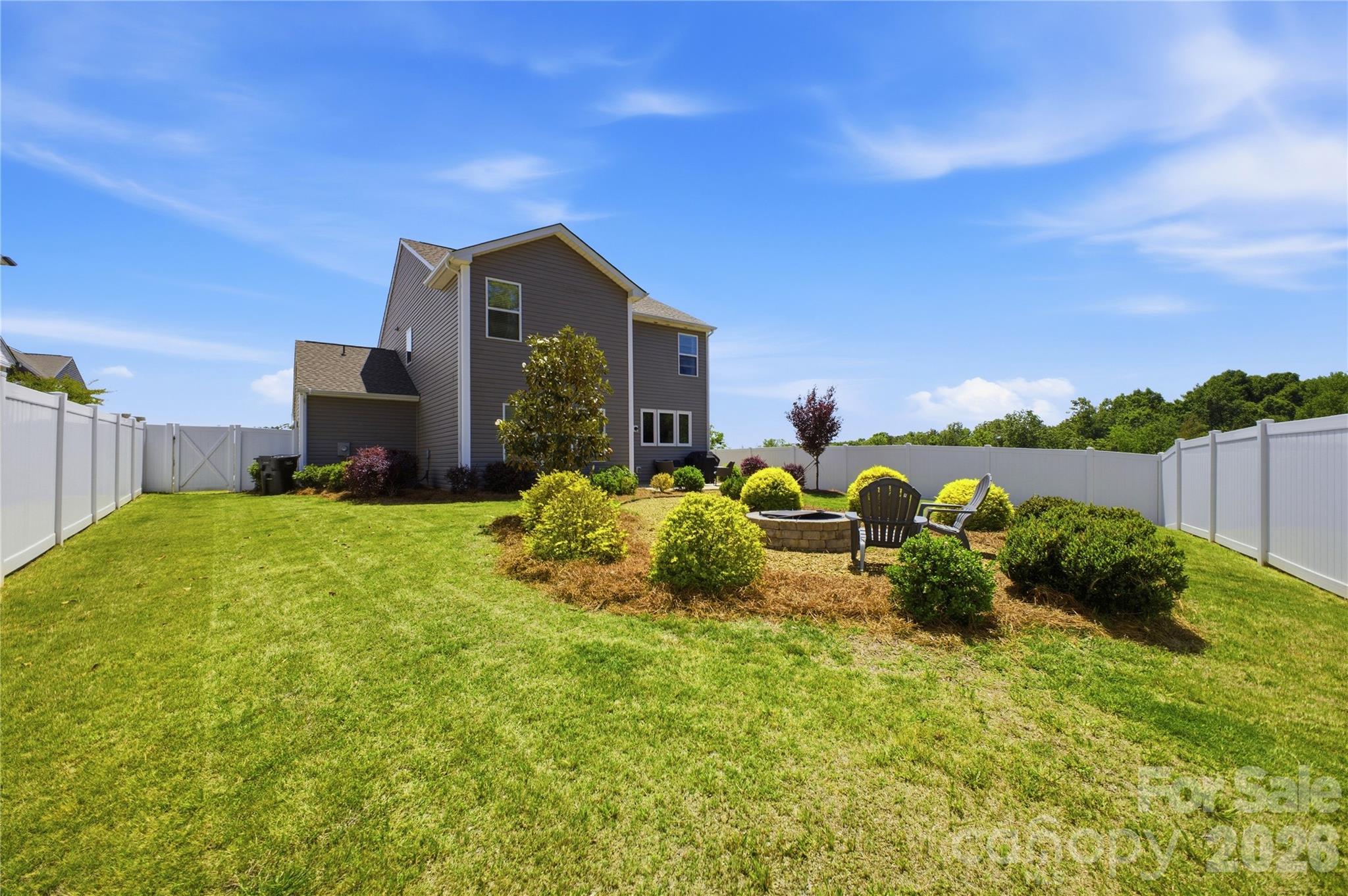 1049 River Haven Avenue SW #140 — Concord