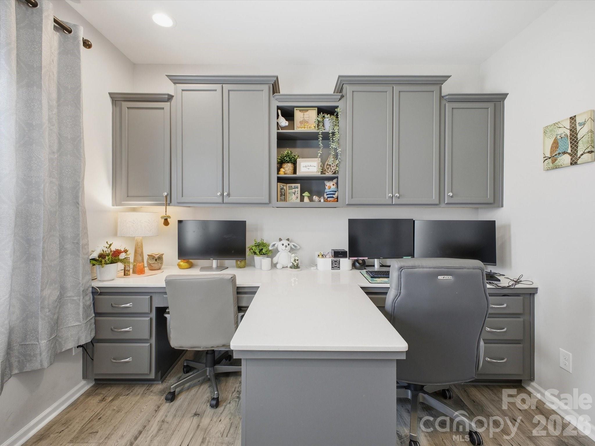 1049 River Haven Avenue SW #140 — Concord