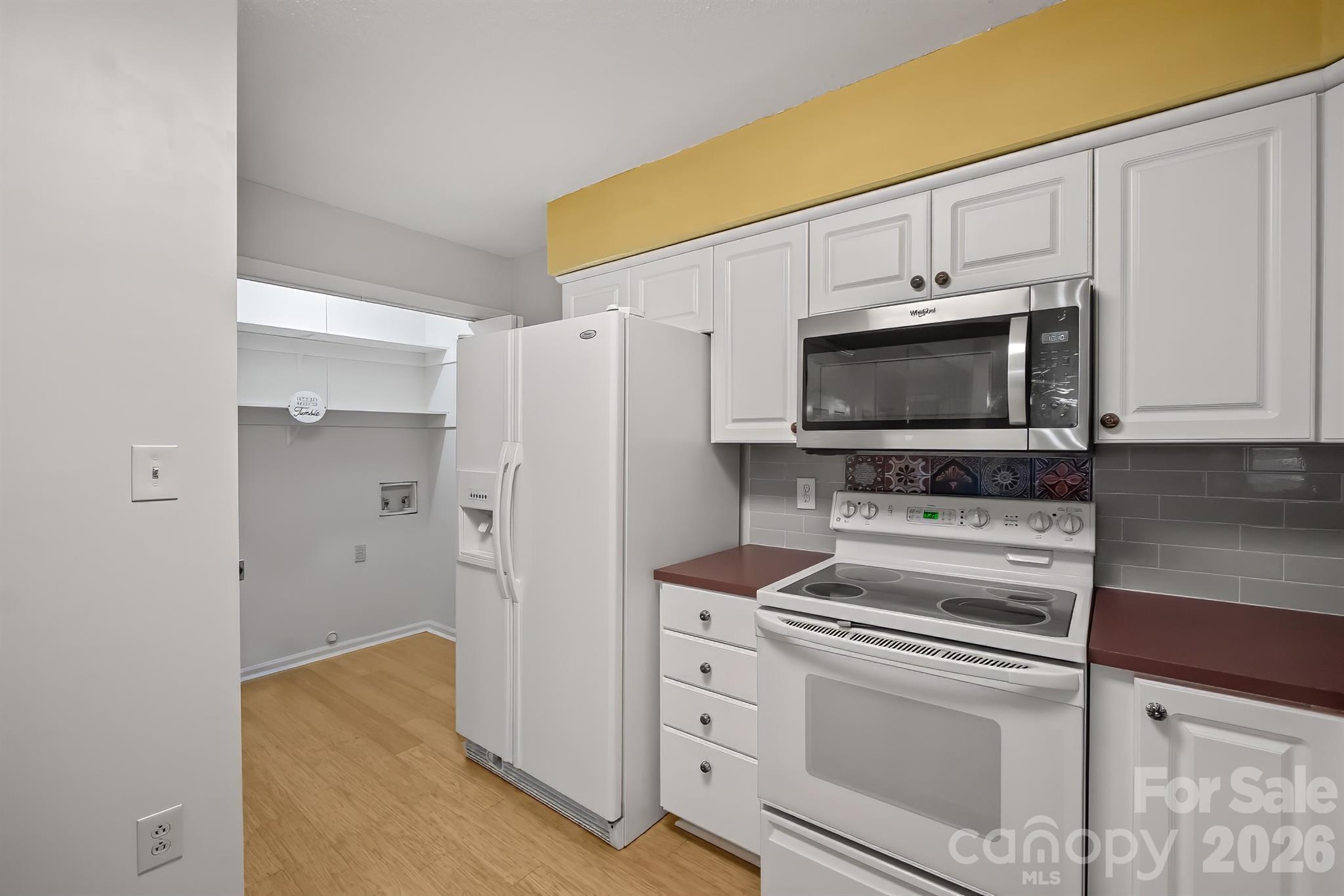 7331 Winery Lane — Charlotte