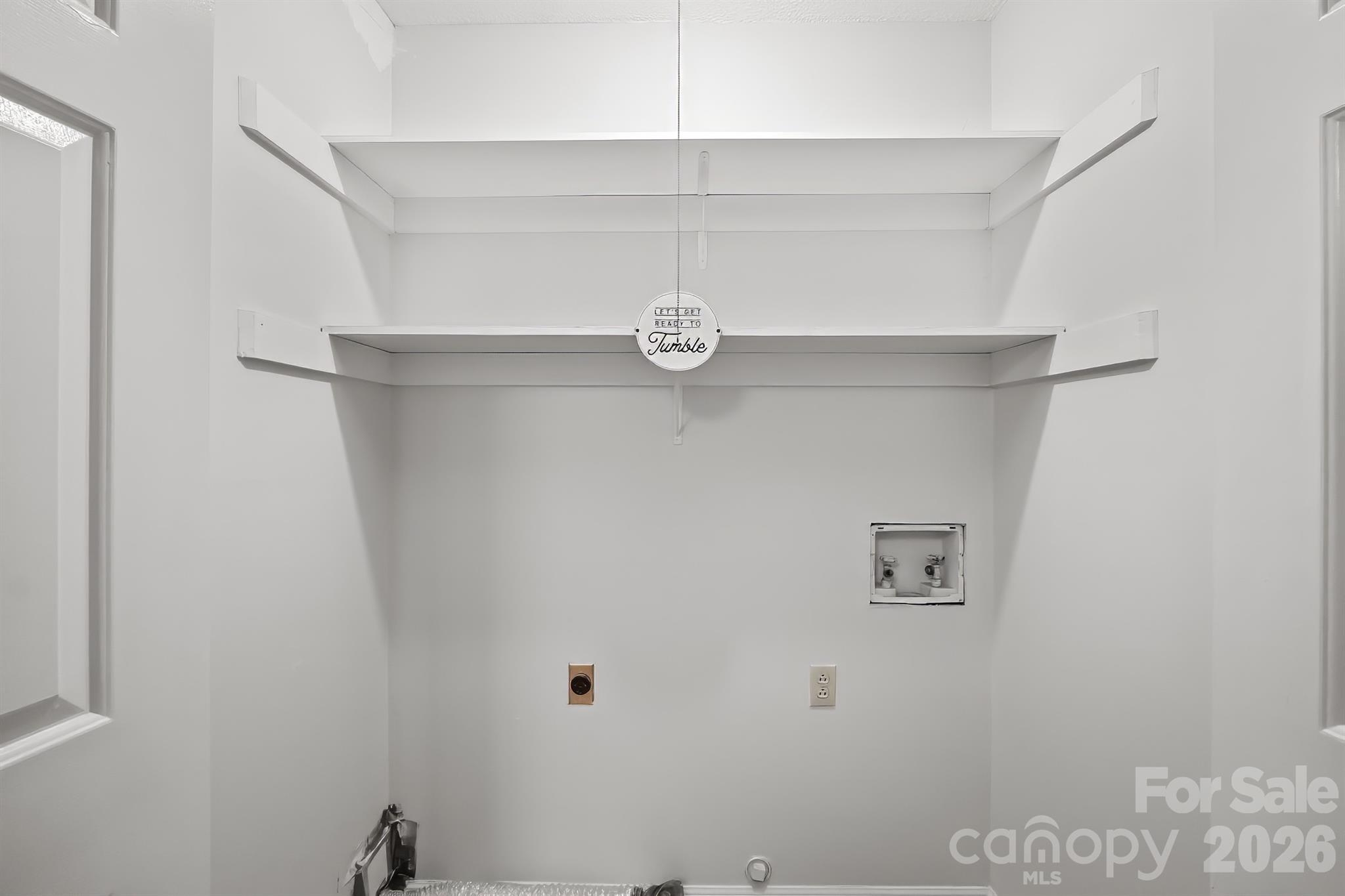 7331 Winery Lane — Charlotte