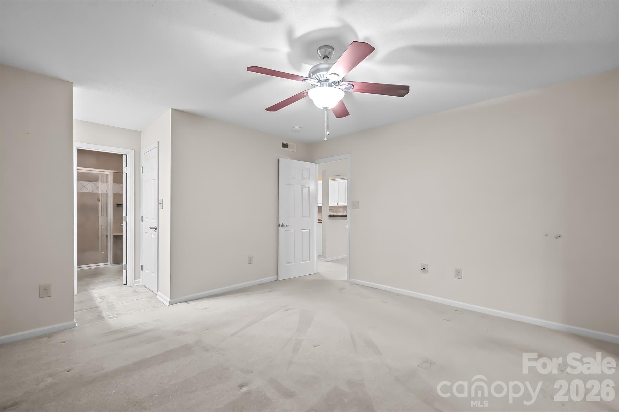 7331 Winery Lane — Charlotte