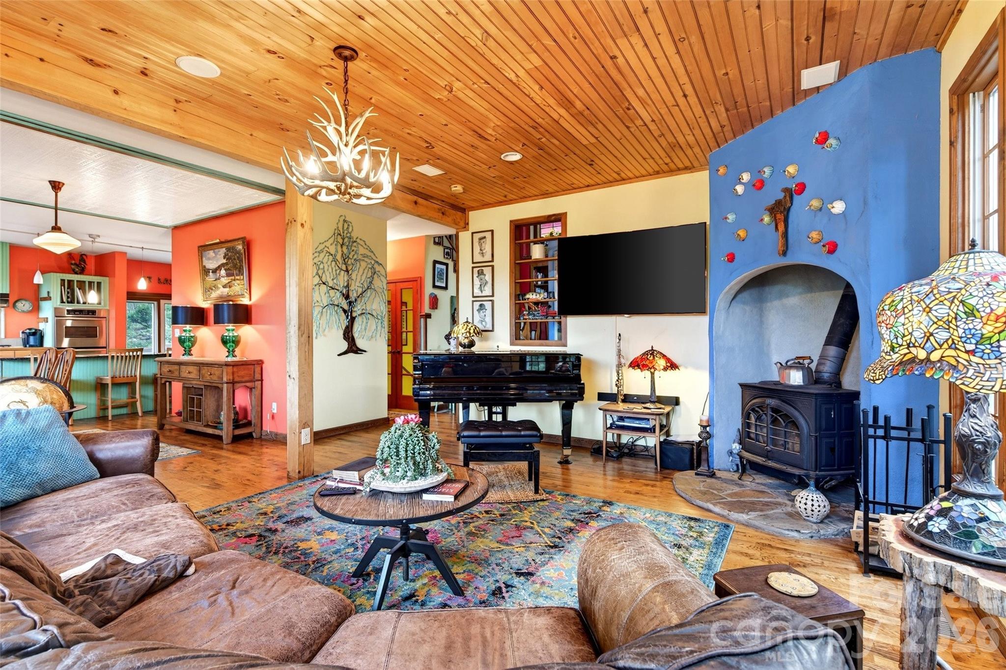 491 S Valley View Drive — Mars Hill