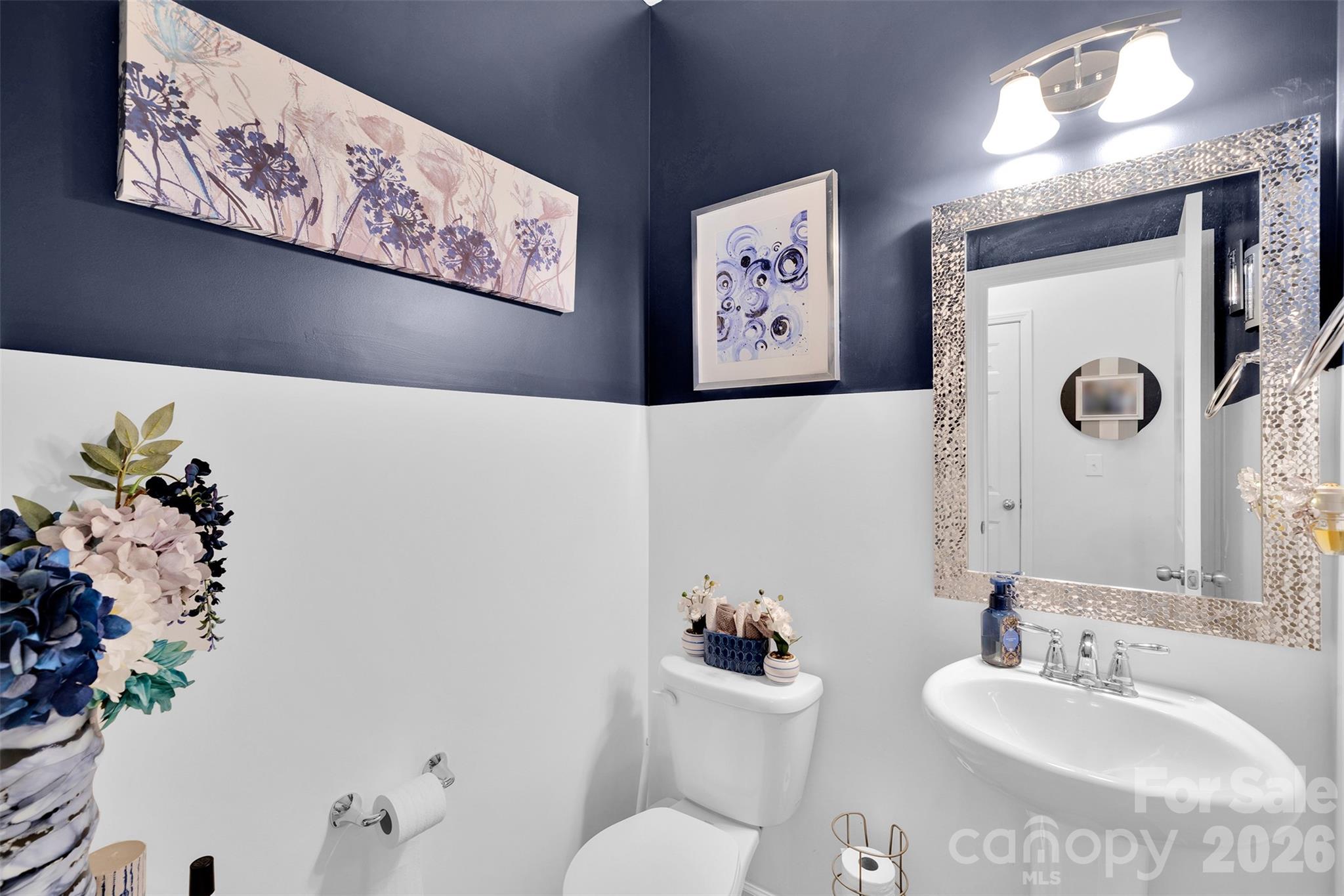 2527 Courtland Drive — Clover