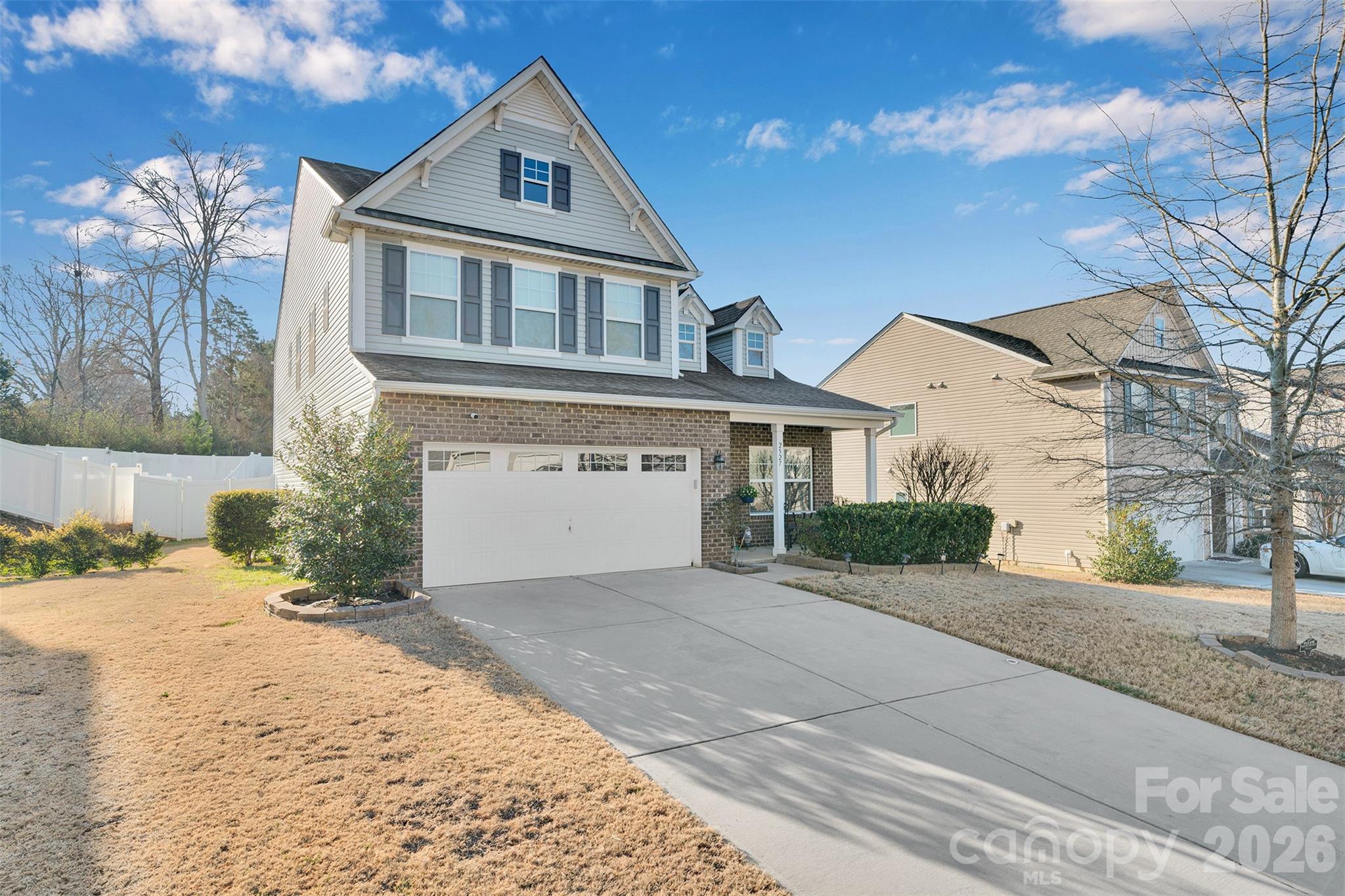 2527 Courtland Drive — Clover