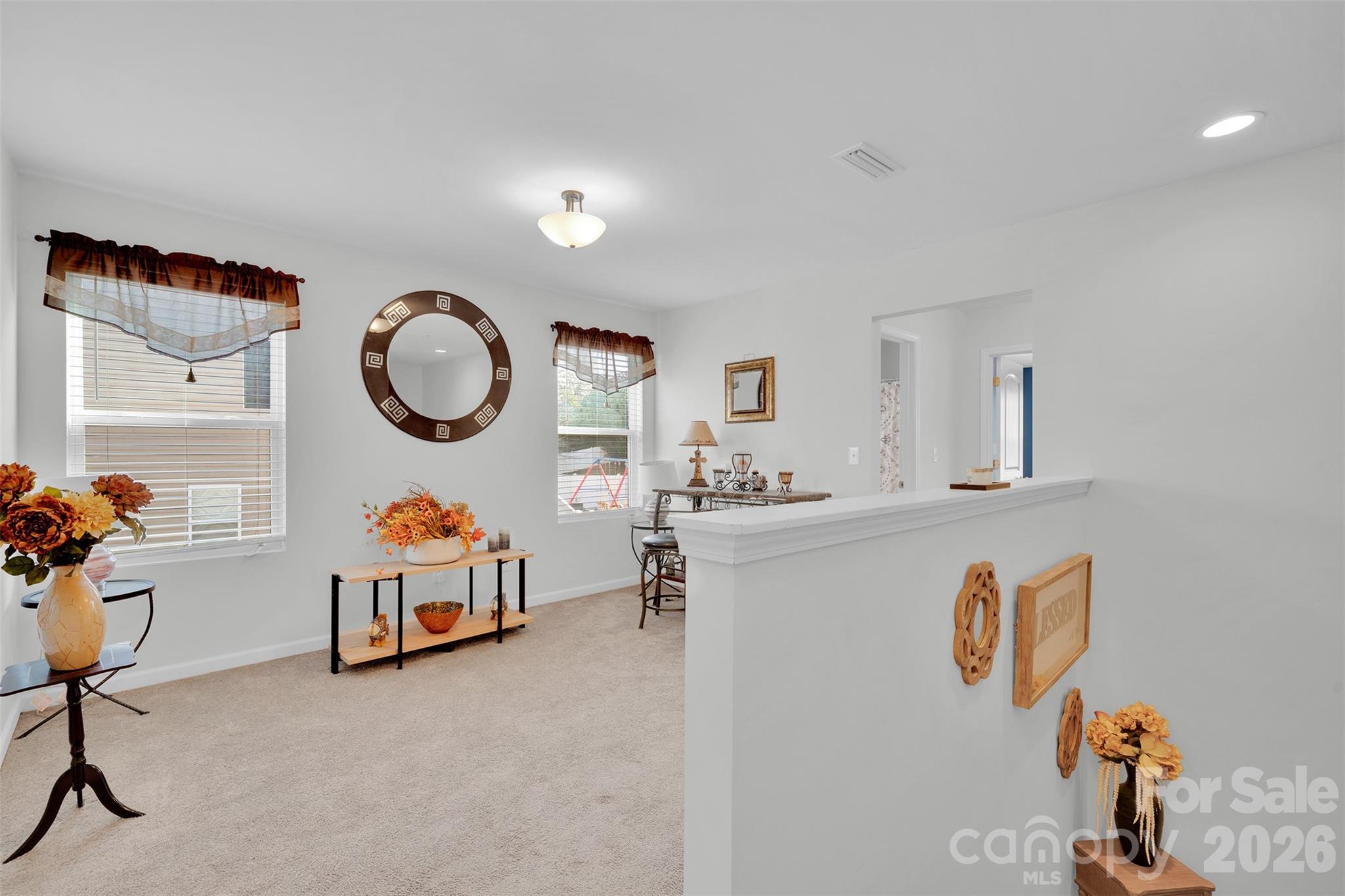 2527 Courtland Drive — Clover