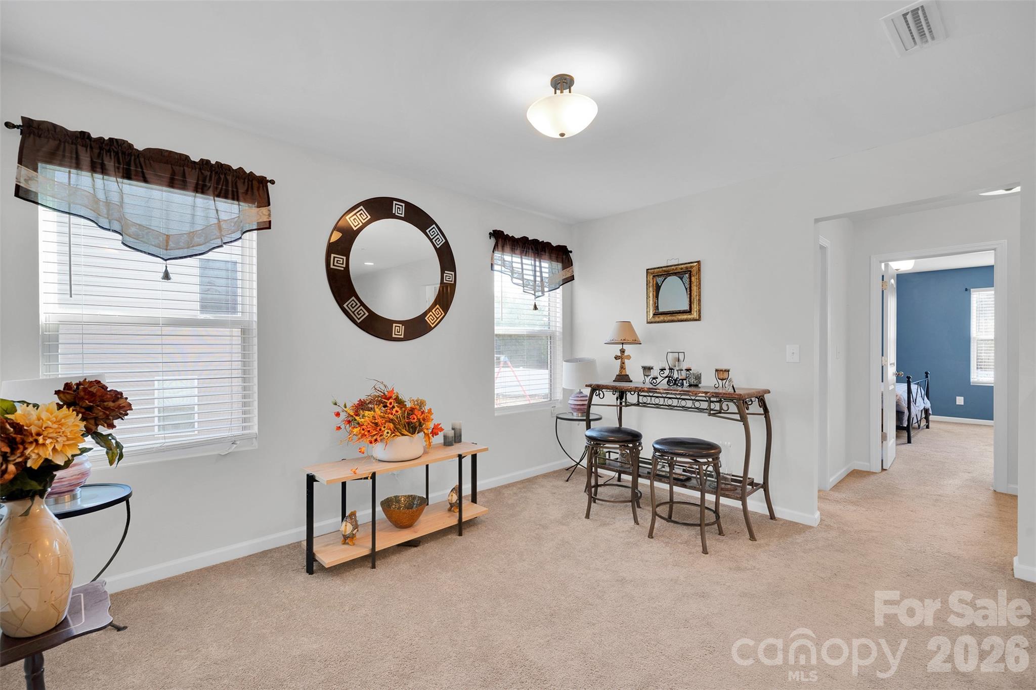 2527 Courtland Drive — Clover