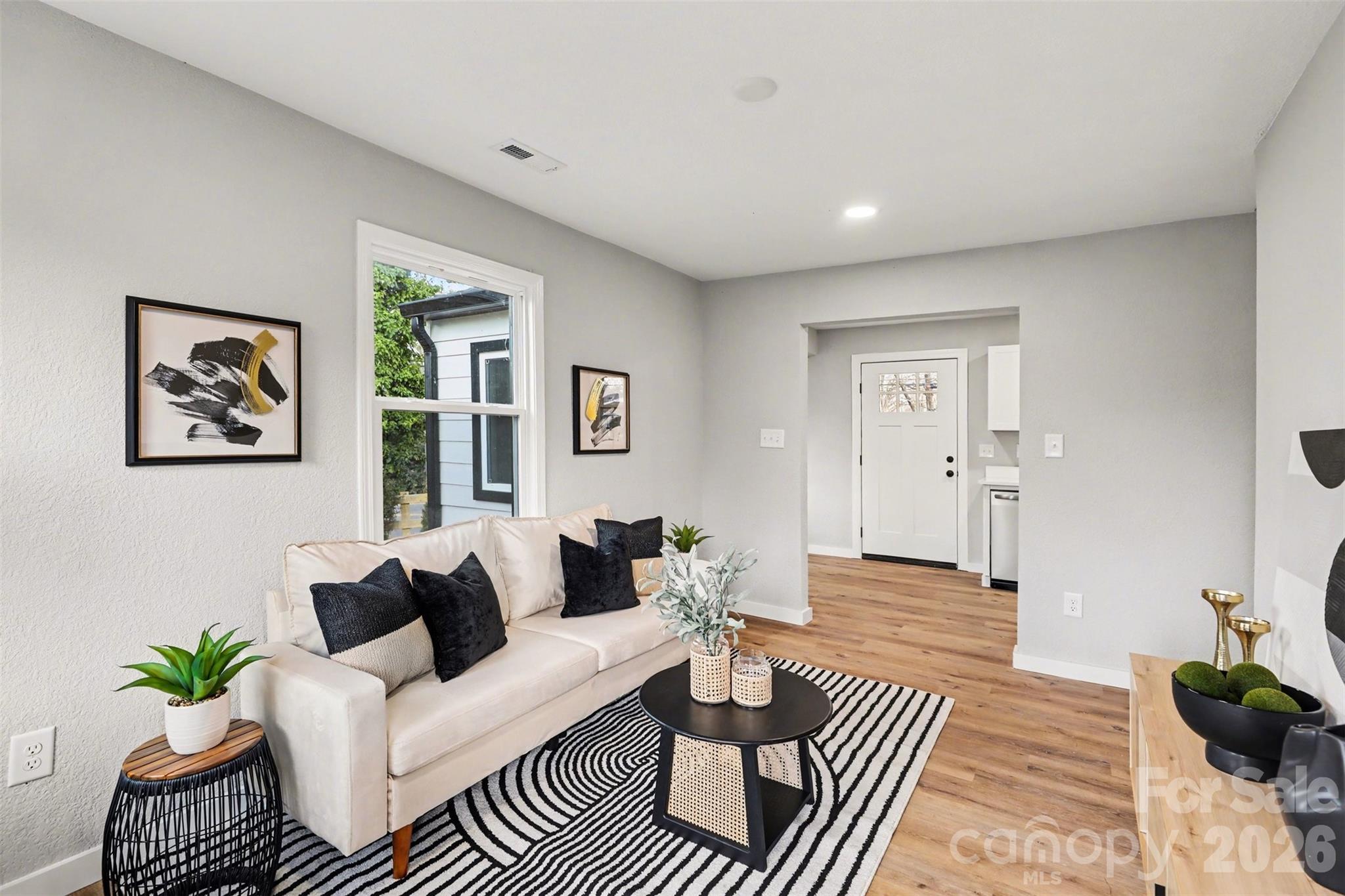 2534 Druid Hills Way — Charlotte