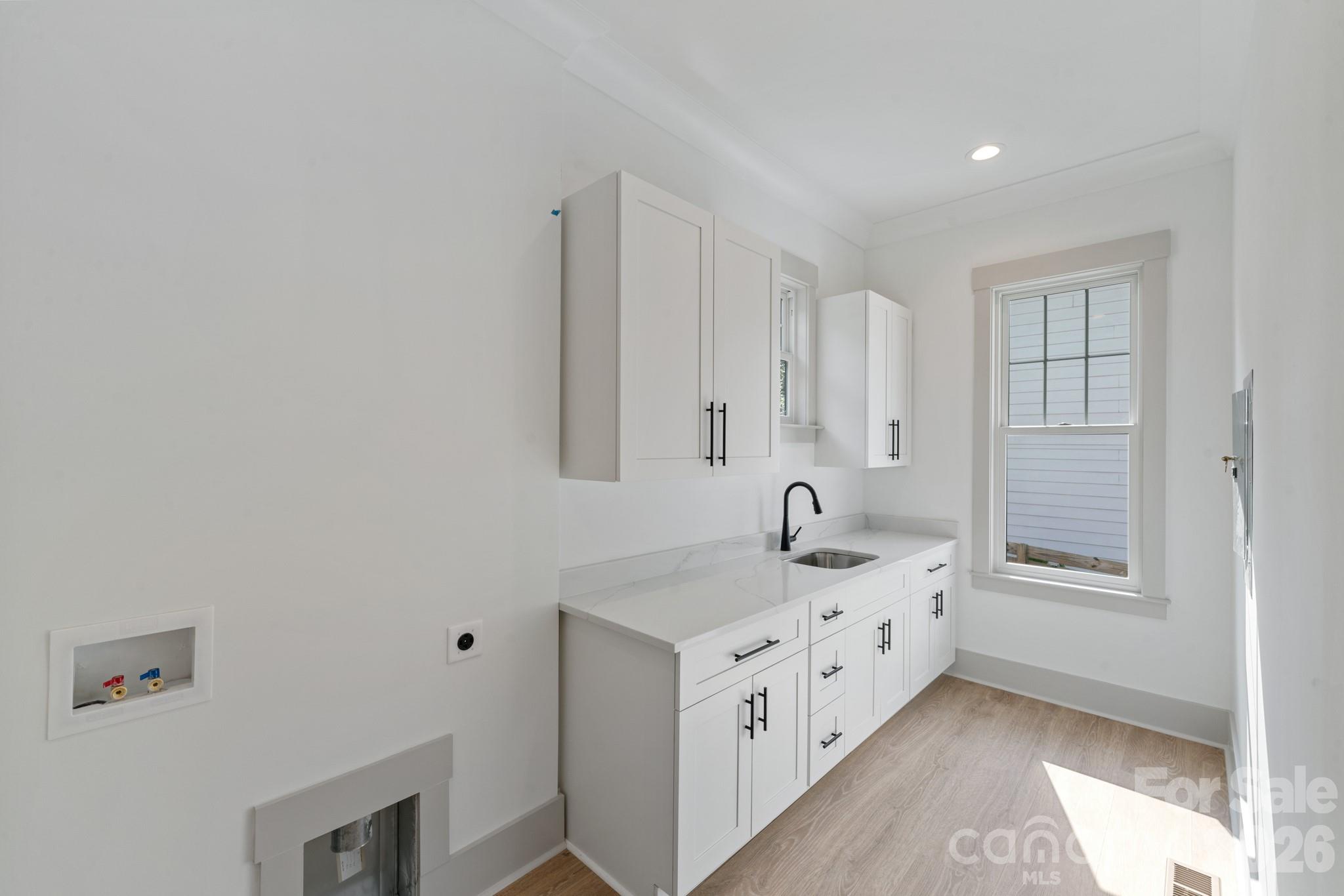 1529 Beckwith Place — Charlotte
