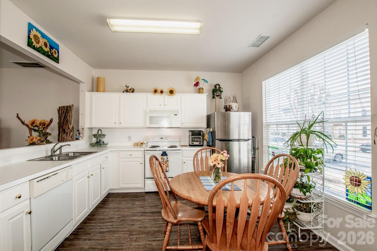 3233 Mannington Drive — Charlotte