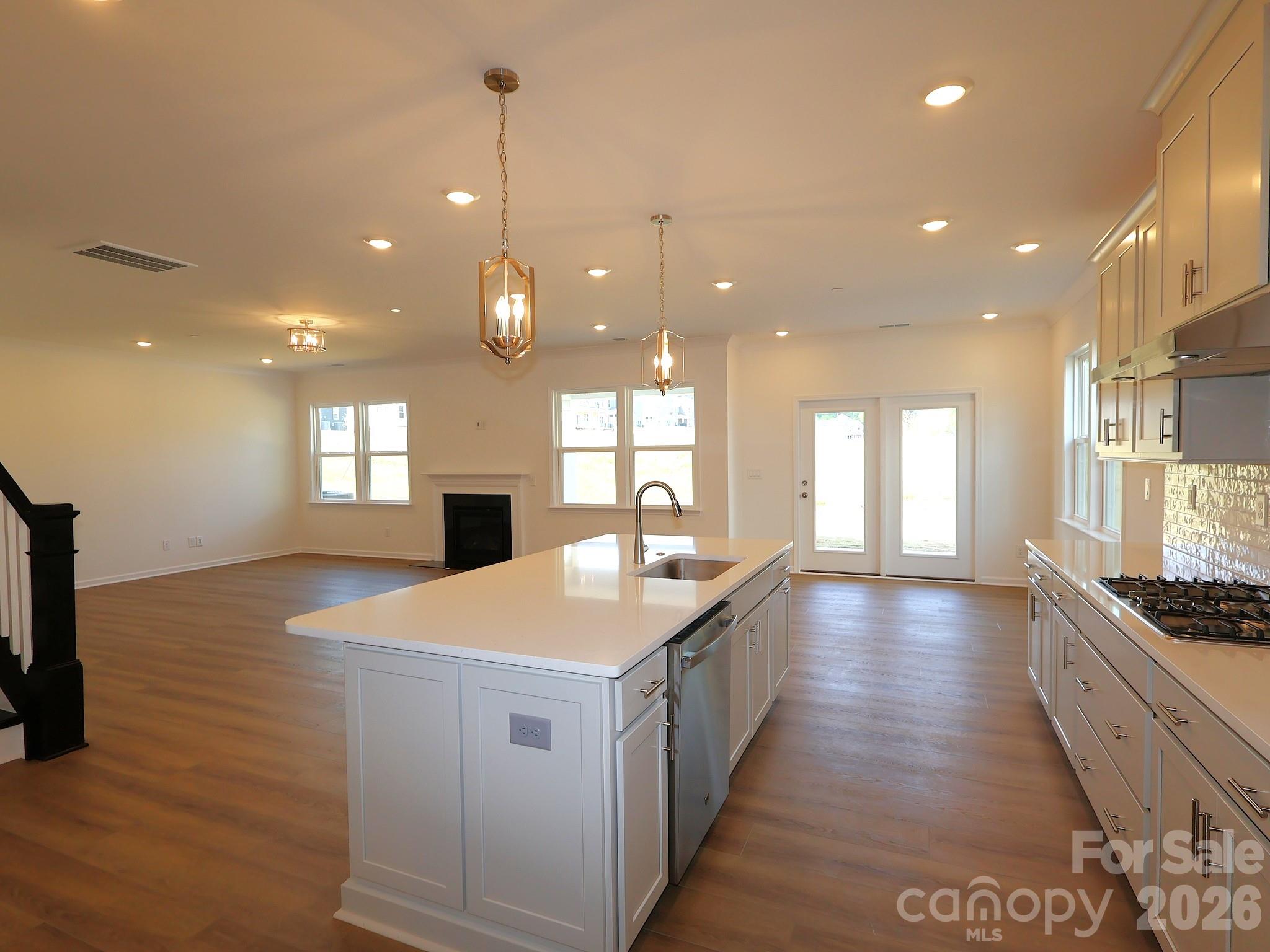 586 Nutgrove Drive NW — Concord