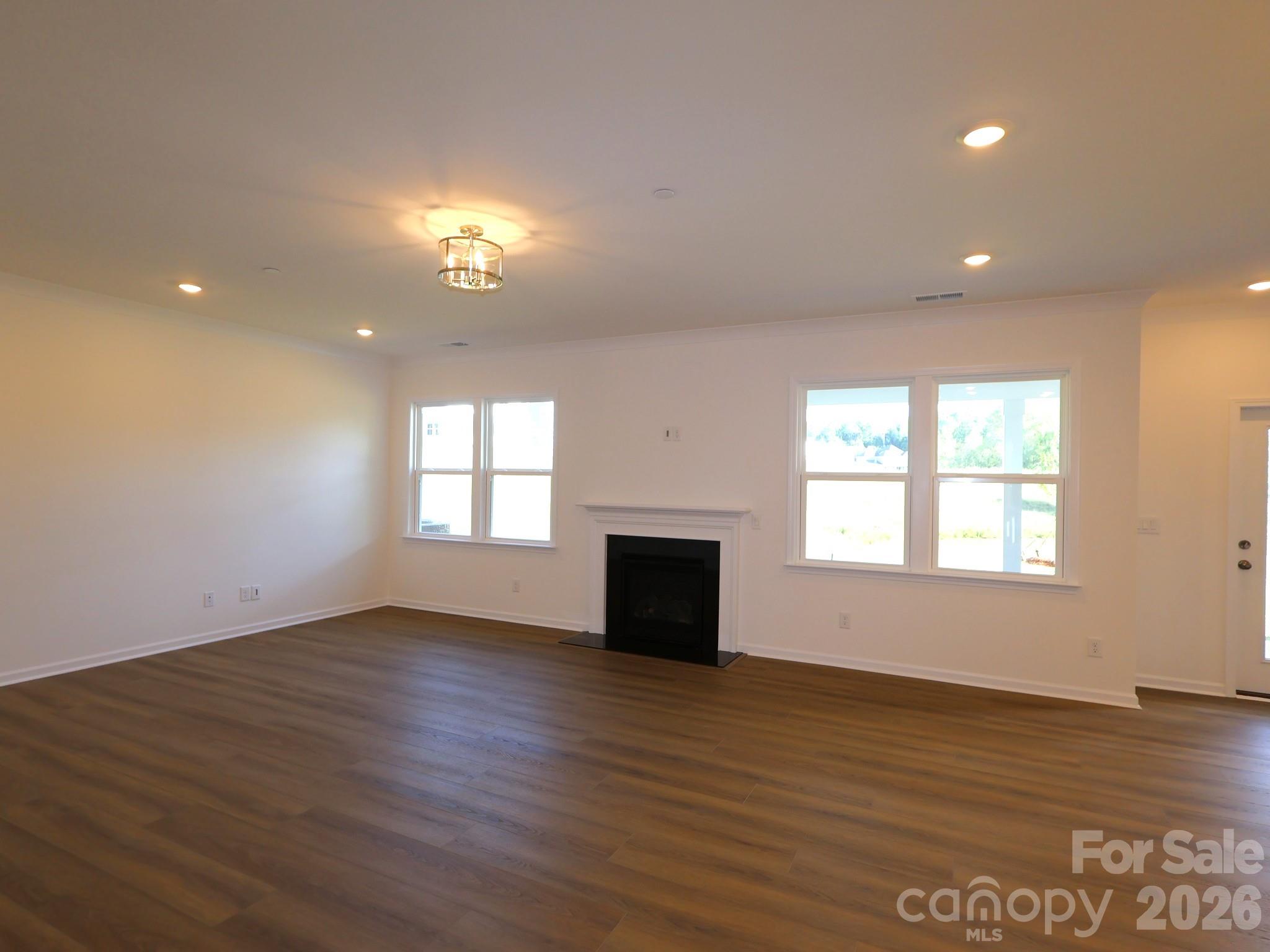 586 Nutgrove Drive NW — Concord