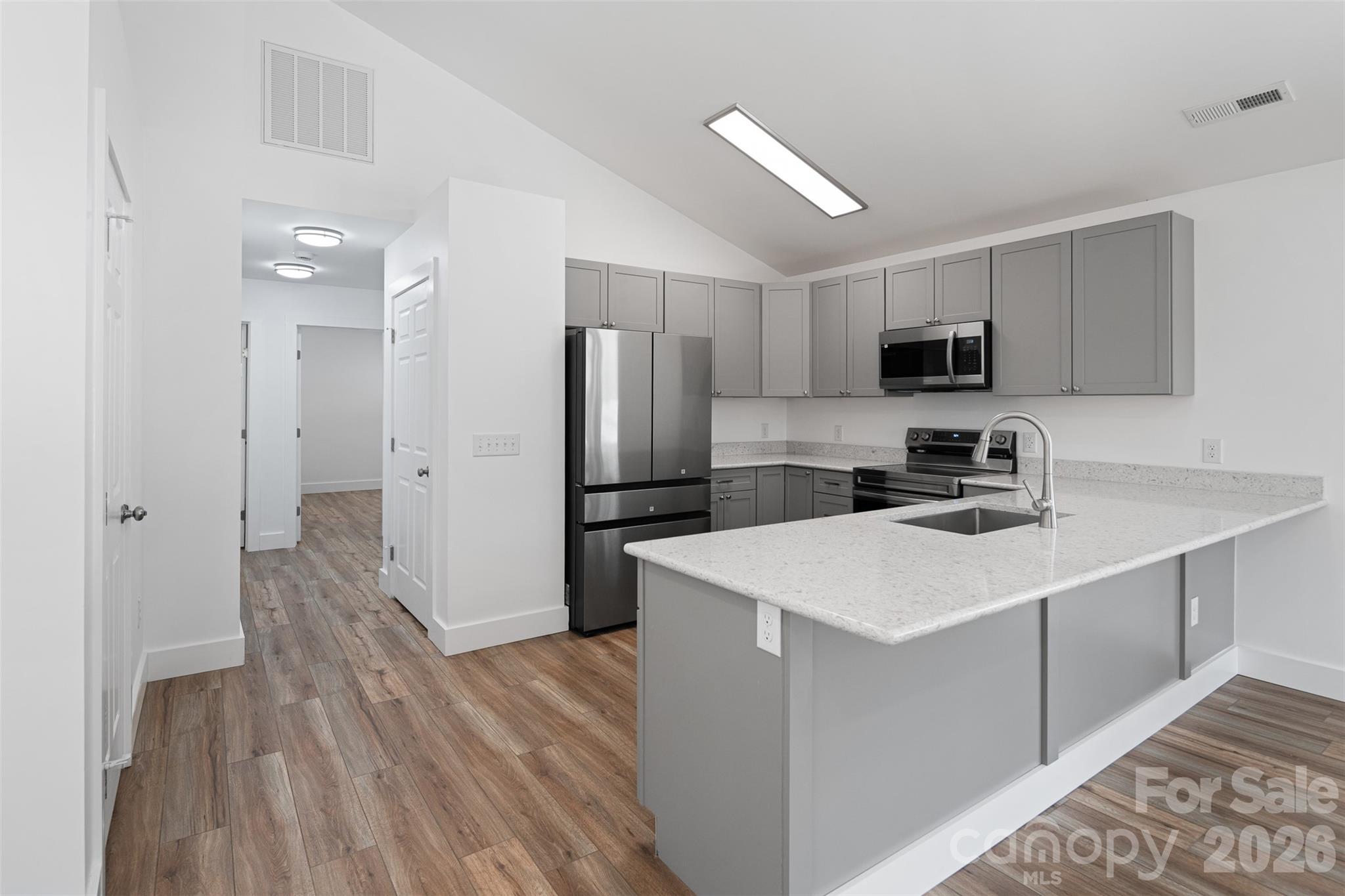 114 Woodpecker Road — Purlear