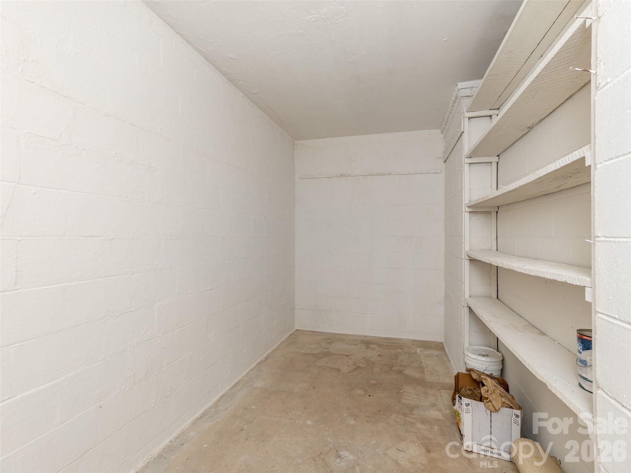 28 Westridge Drive — Asheville