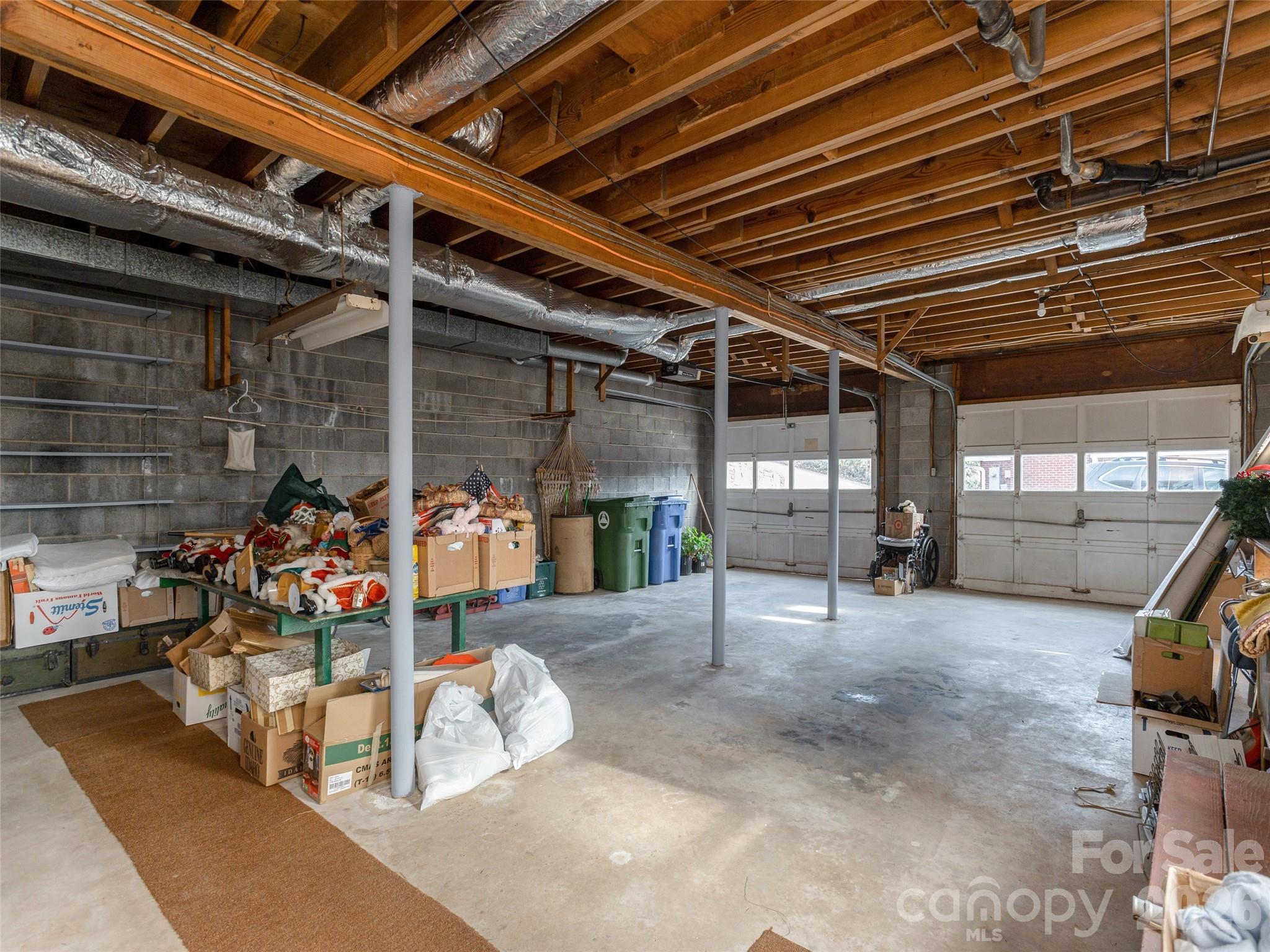 28 Westridge Drive — Asheville
