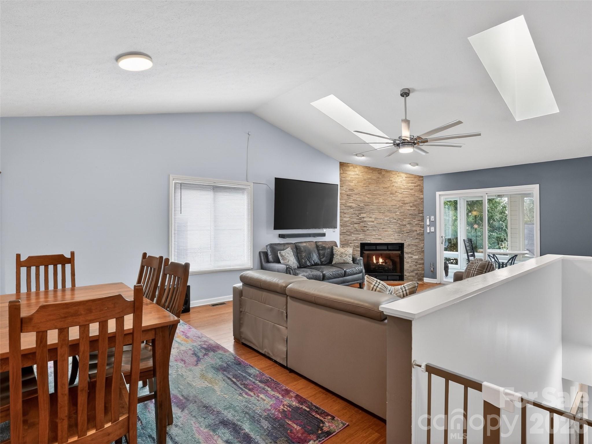 17 Driver Court — Hendersonville