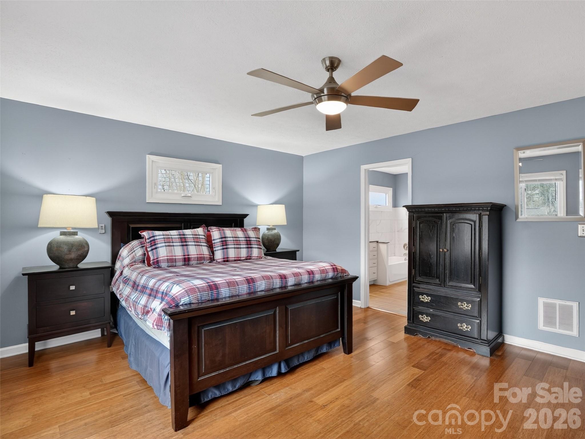 17 Driver Court — Hendersonville