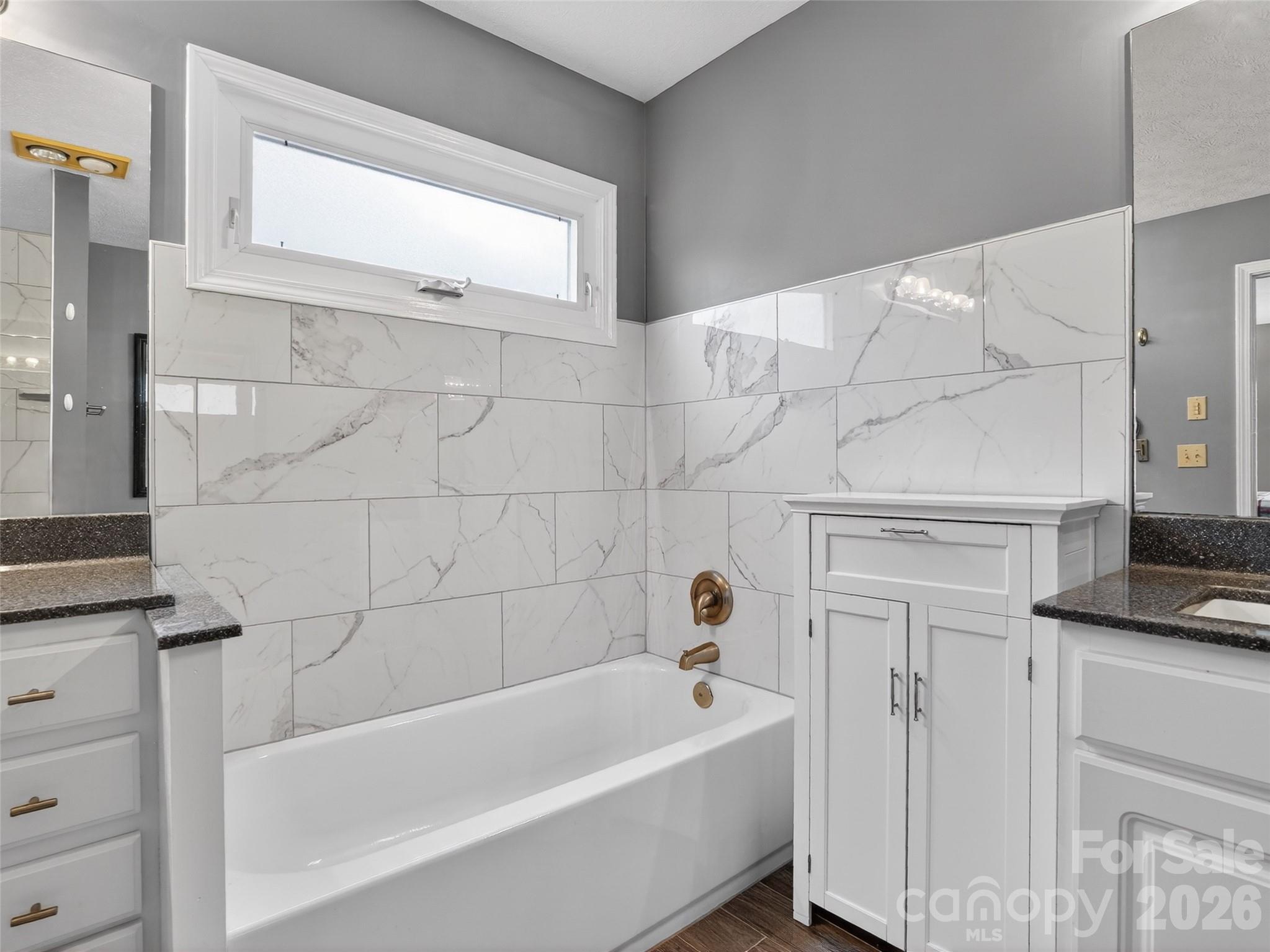 17 Driver Court — Hendersonville