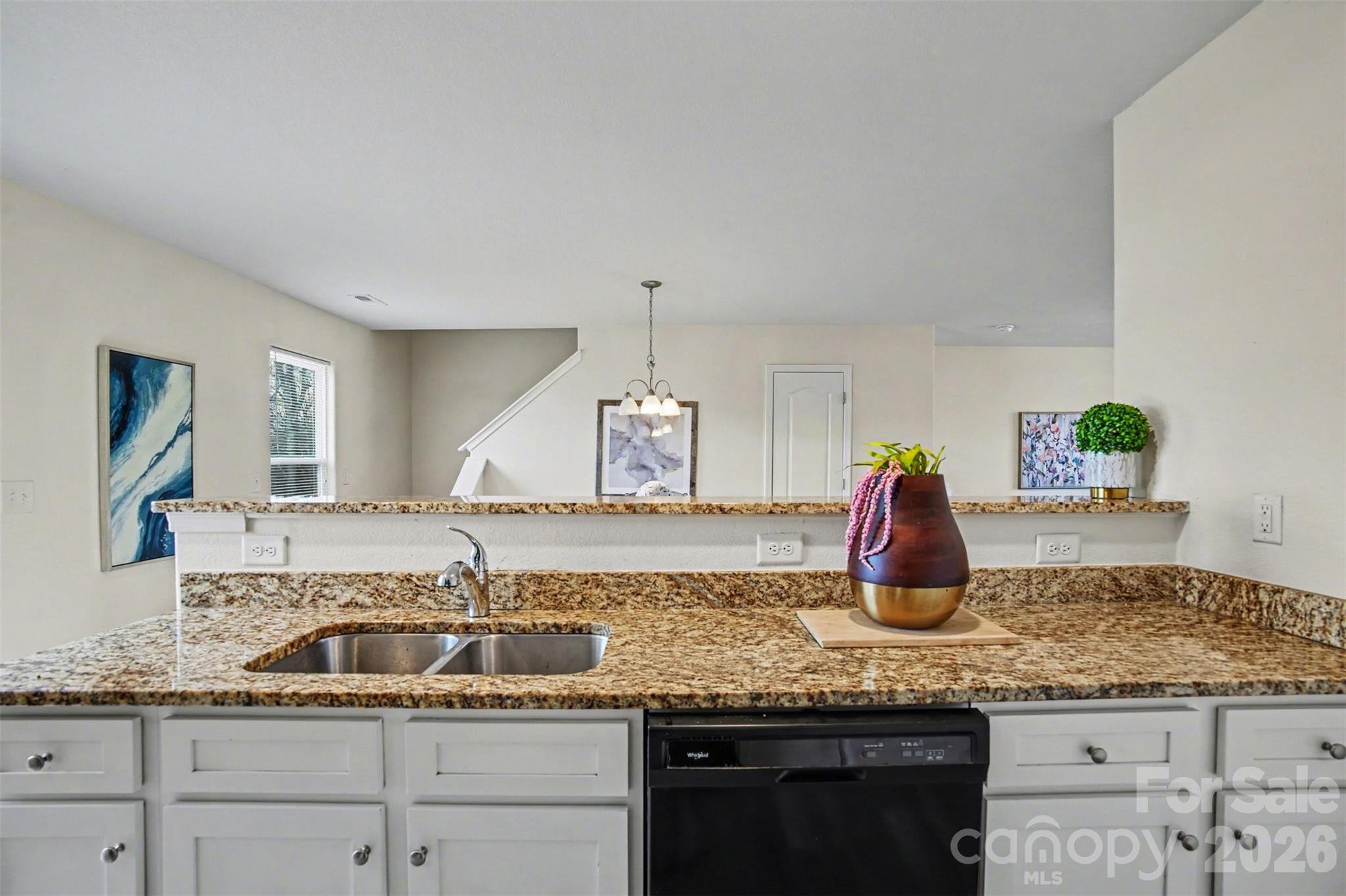 6004 Loy Court — Charlotte
