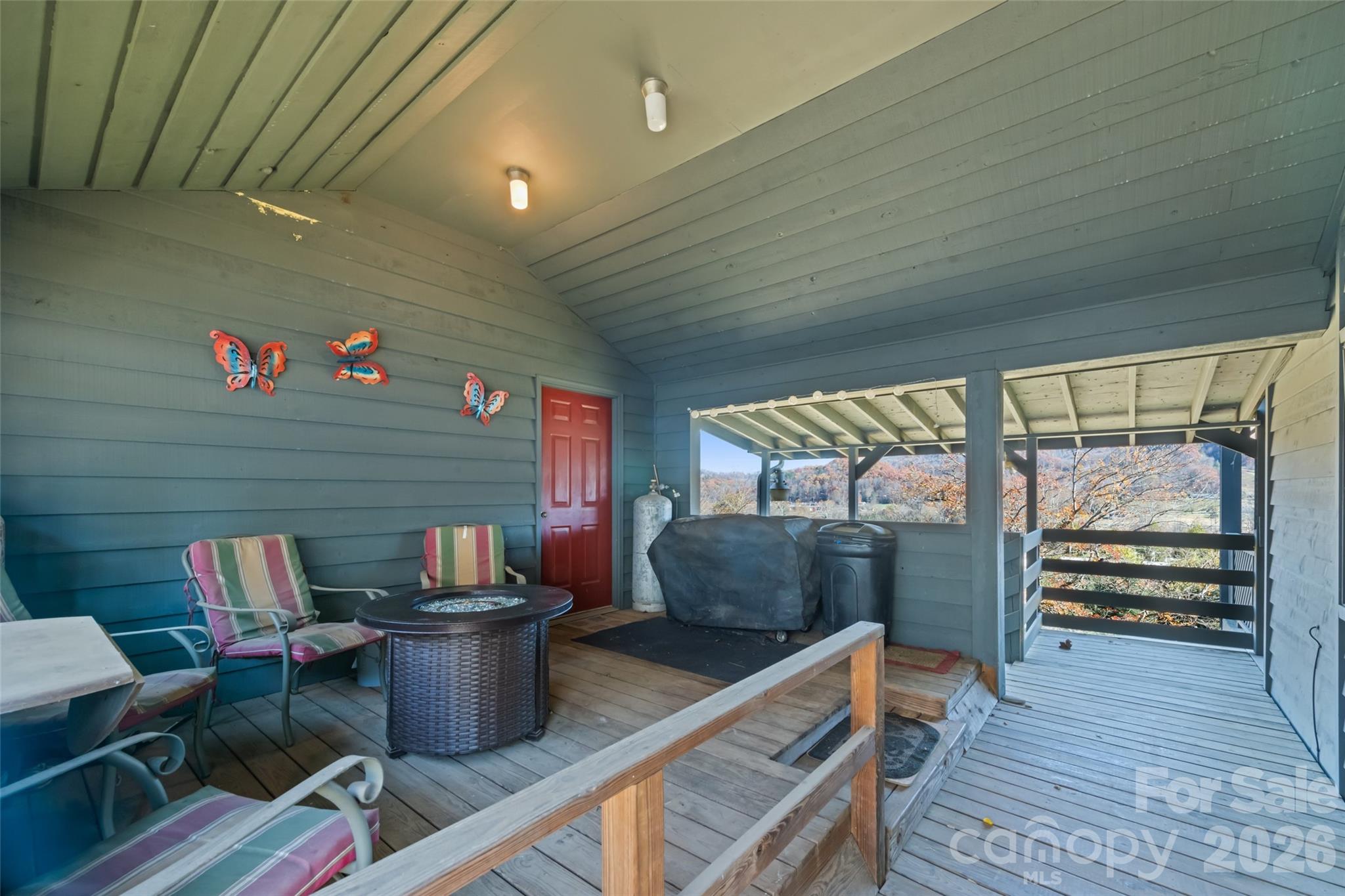 443 Cedarwood Drive — Waynesville