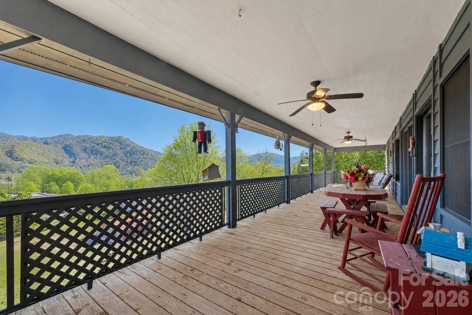 443 Cedarwood Drive — Waynesville