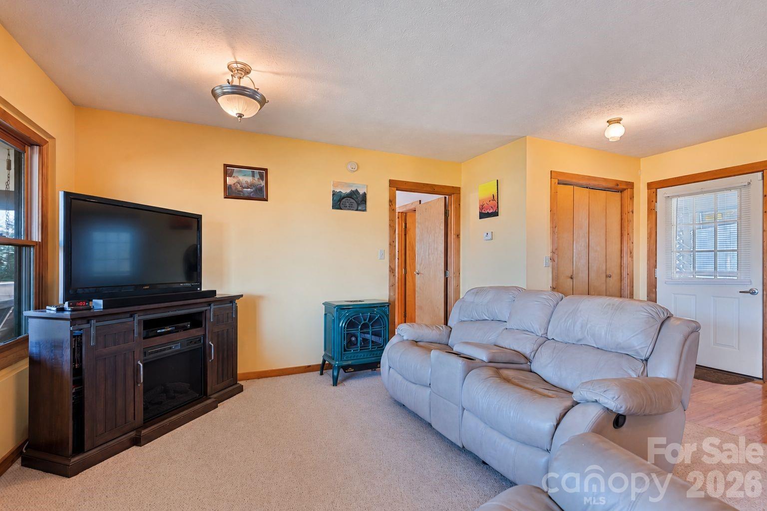 443 Cedarwood Drive — Waynesville