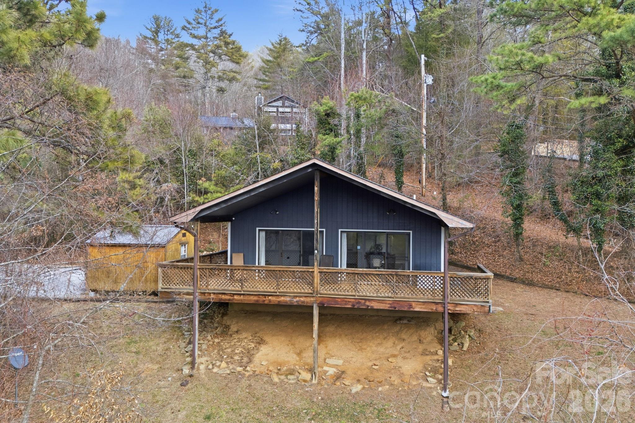 1330 Maple Springs Drive — Waynesville