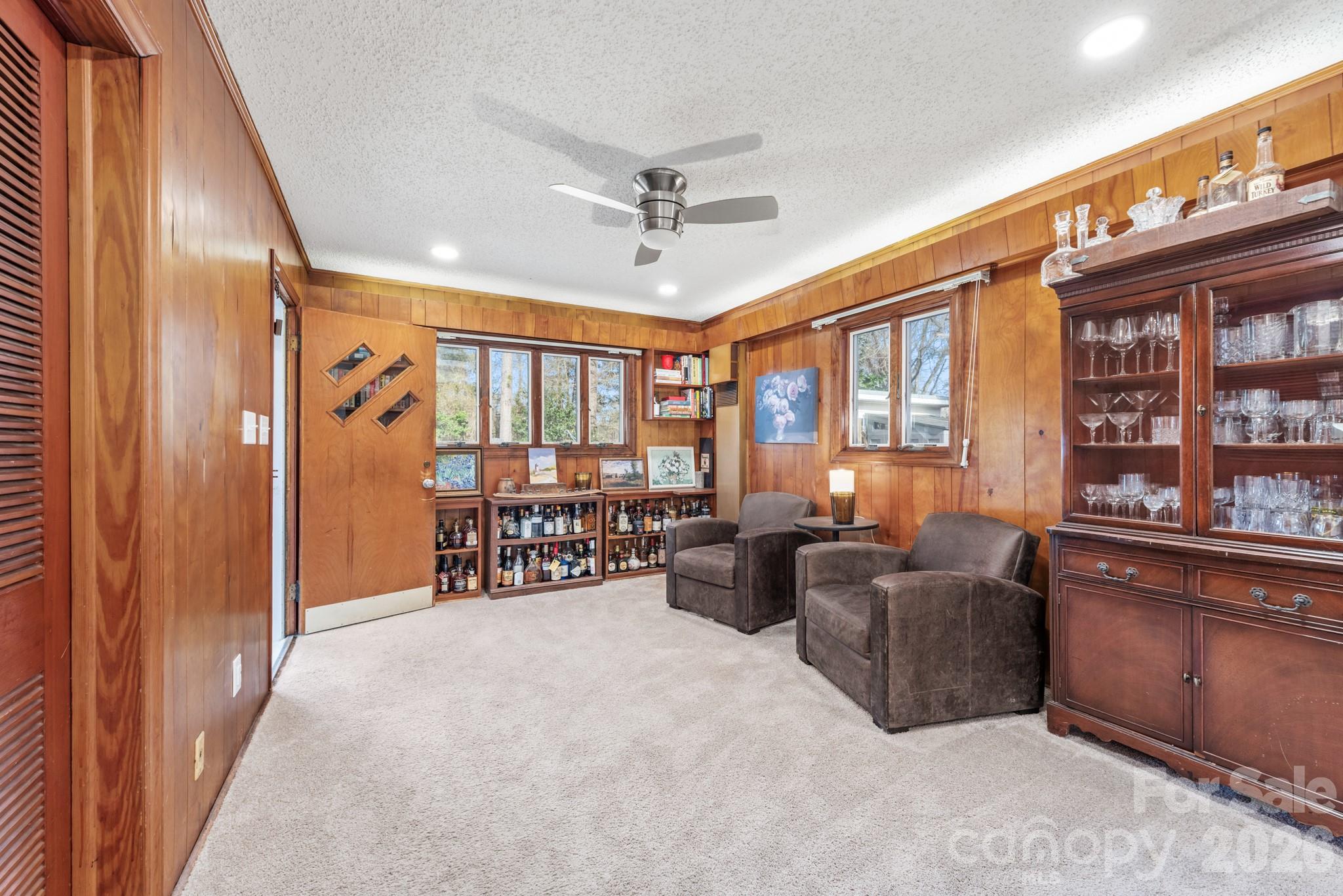 1708 Miles Court — Charlotte