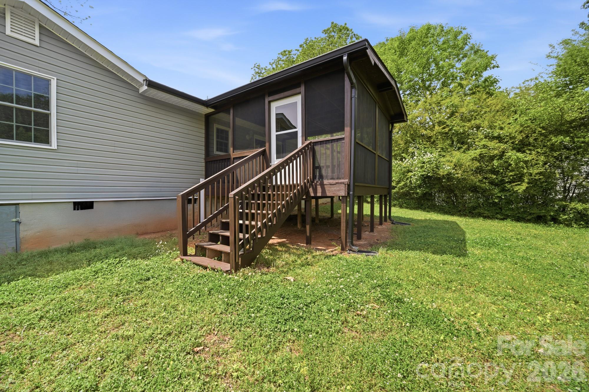 219 Breezewood Drive — Charlotte