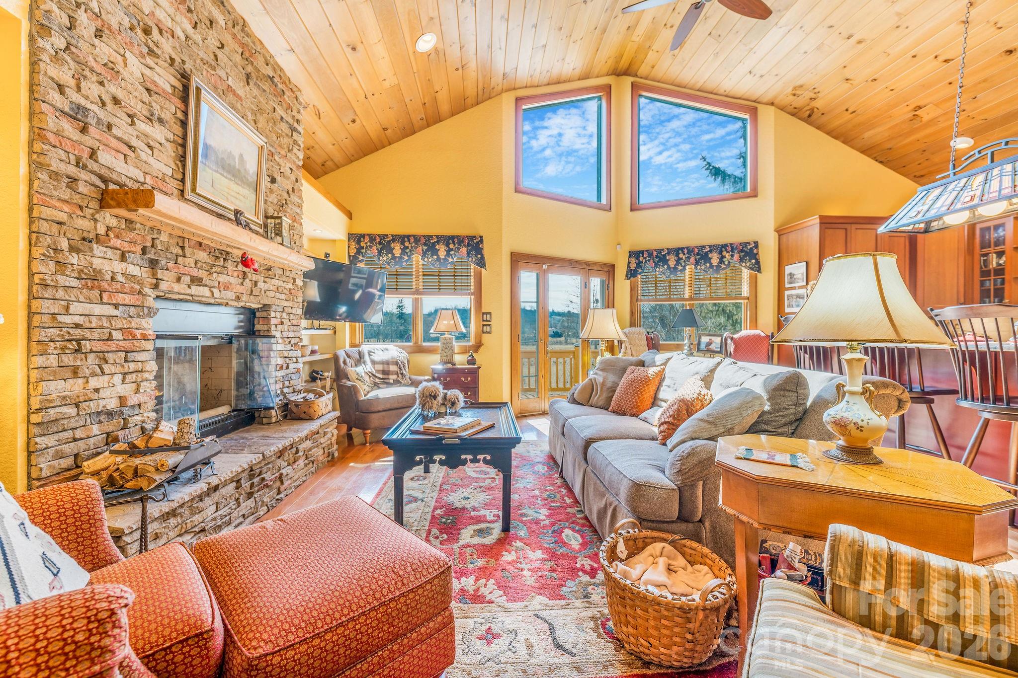 22 Mountain Spring Lane — Canton