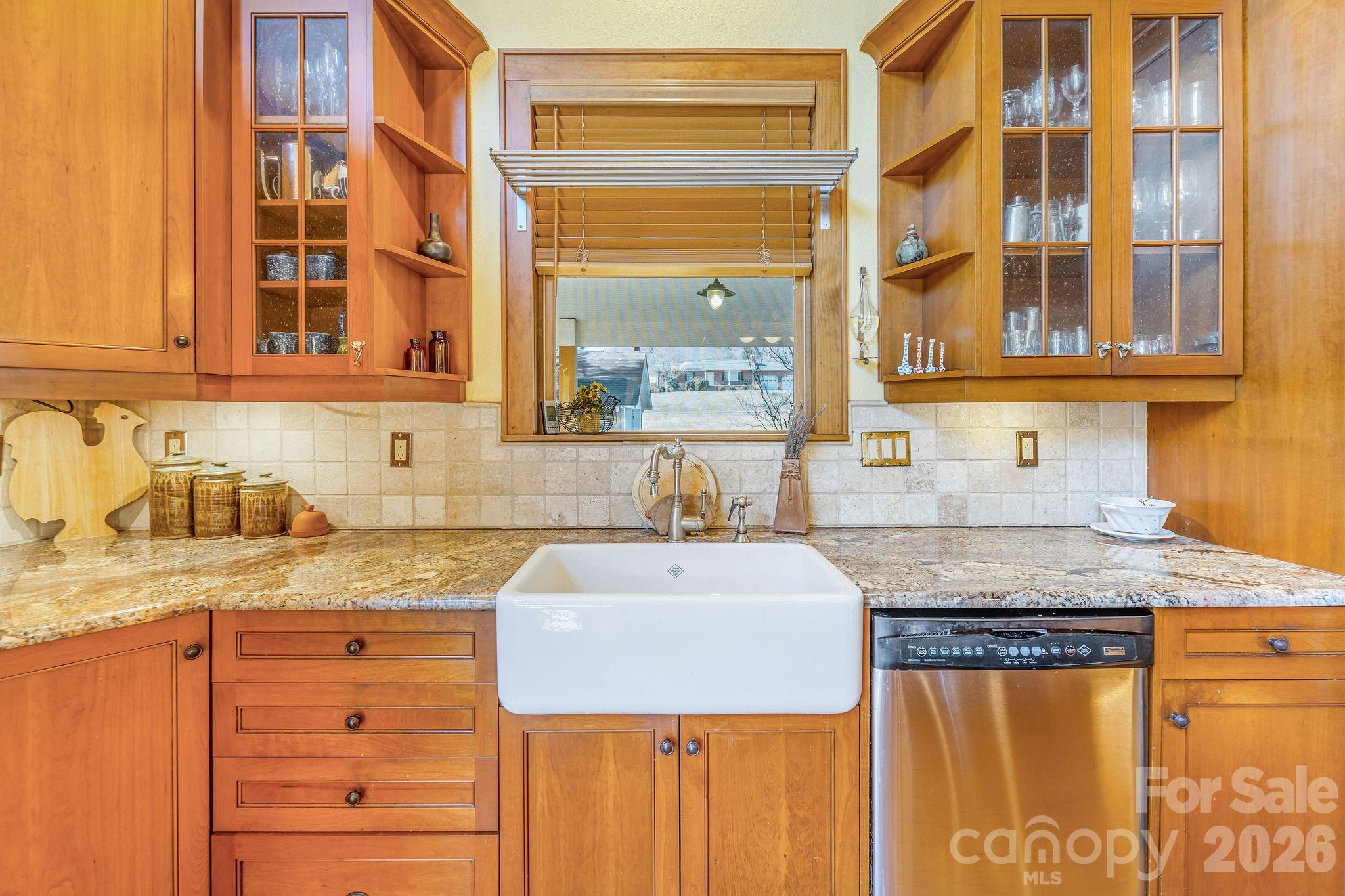 22 Mountain Spring Lane — Canton