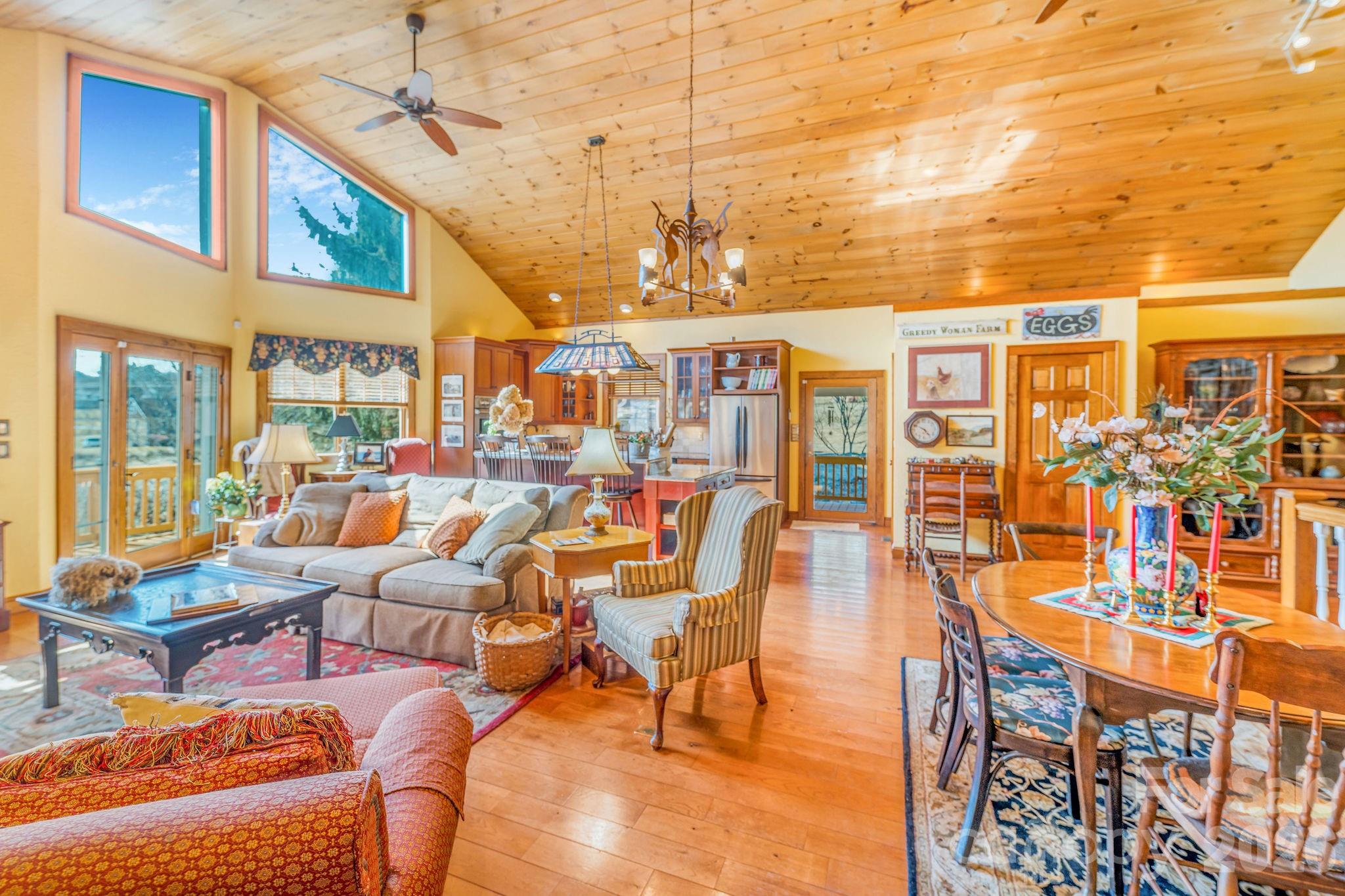 22 Mountain Spring Lane — Canton