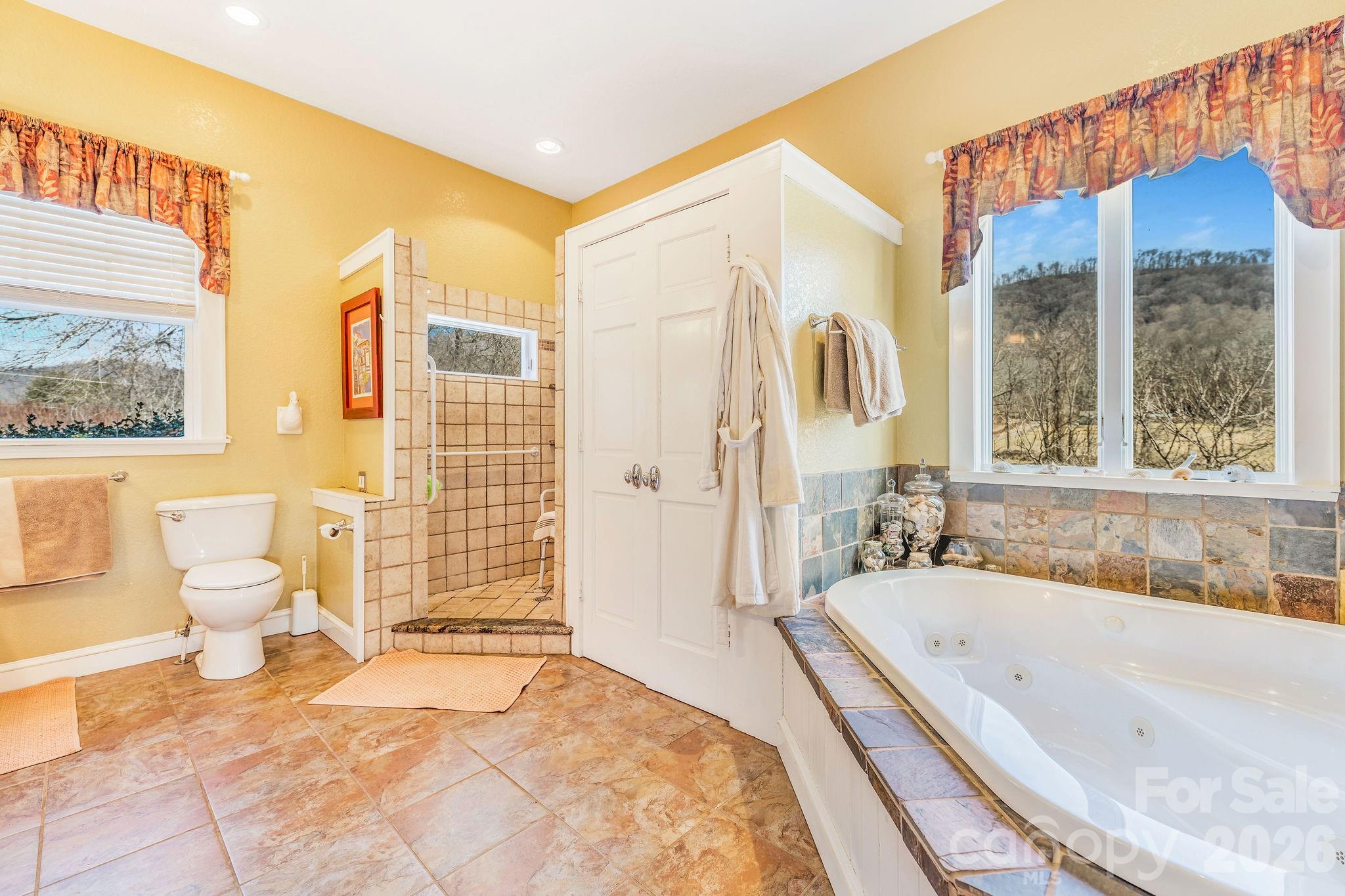 22 Mountain Spring Lane — Canton