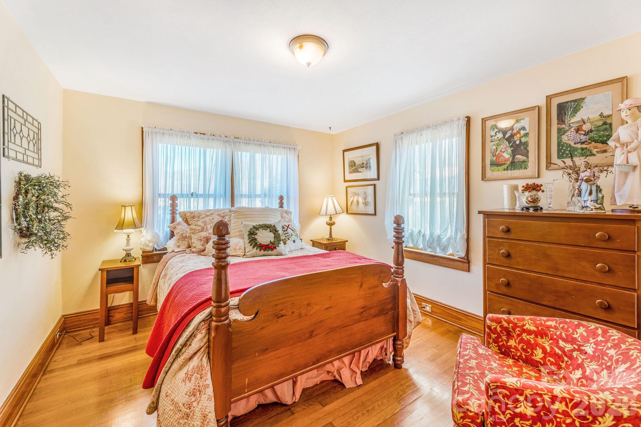 22 Mountain Spring Lane — Canton