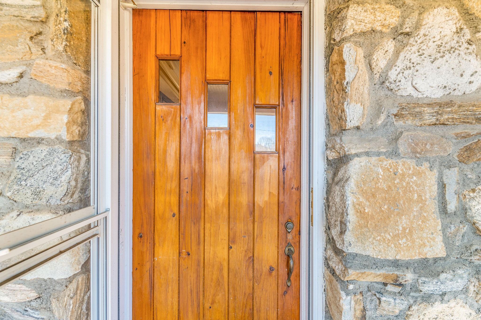 22 Mountain Spring Lane — Canton