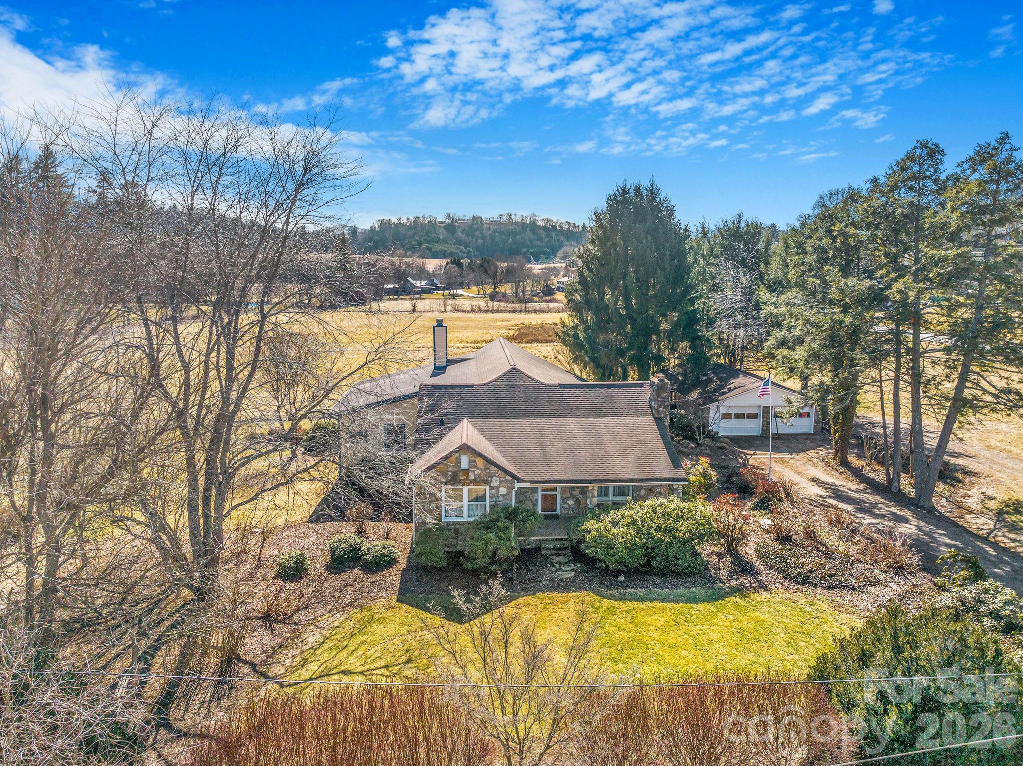 22 Mountain Spring Lane — Canton