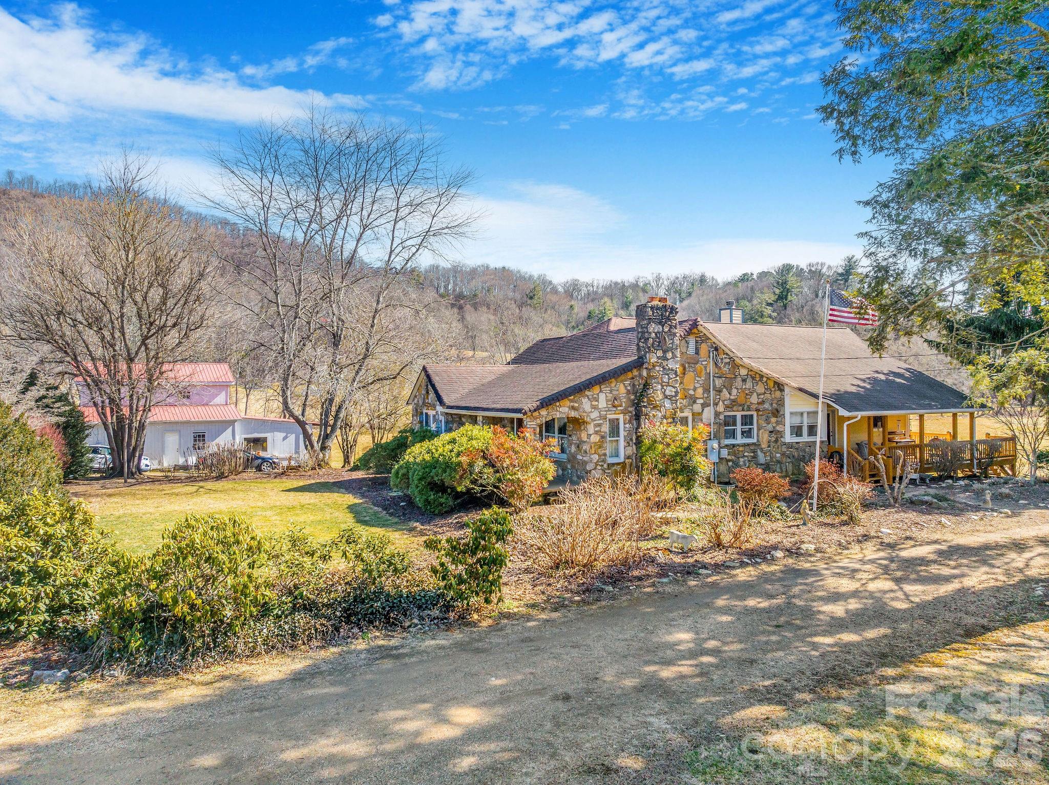 22 Mountain Spring Lane — Canton