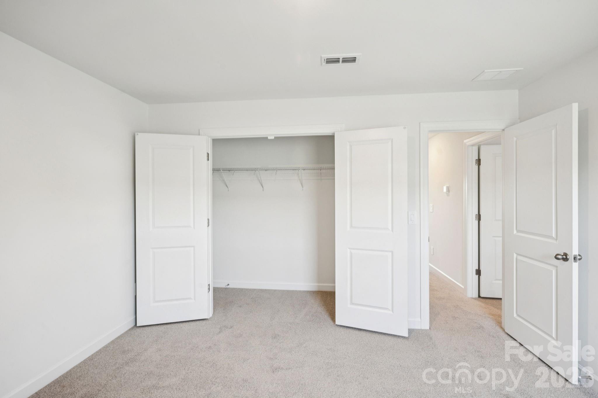 1419 Blue Jay Street — Newton