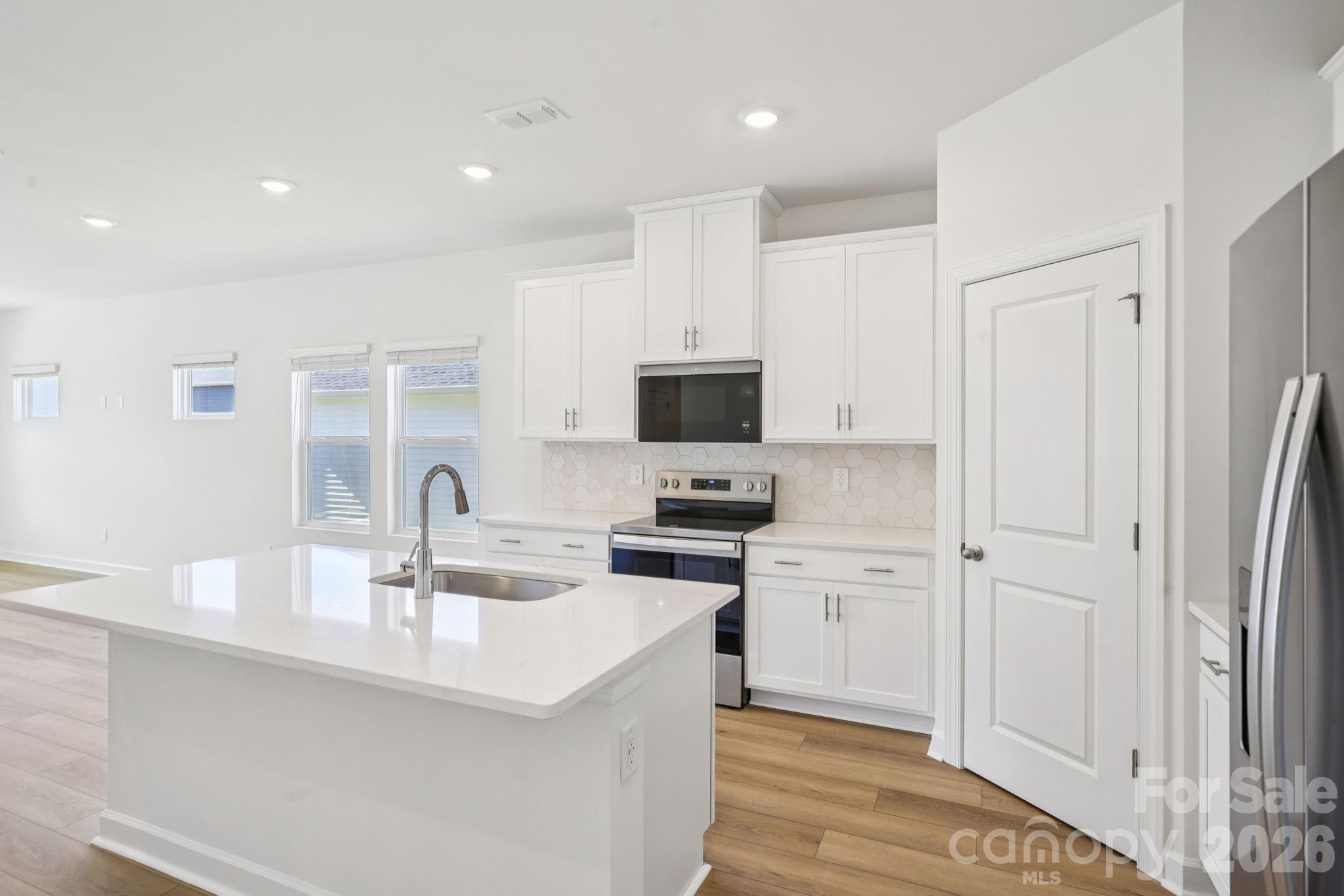 1419 Blue Jay Street — Newton