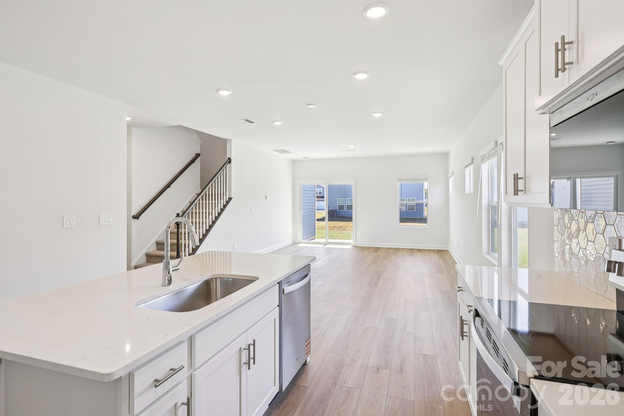 1419 Blue Jay Street — Newton