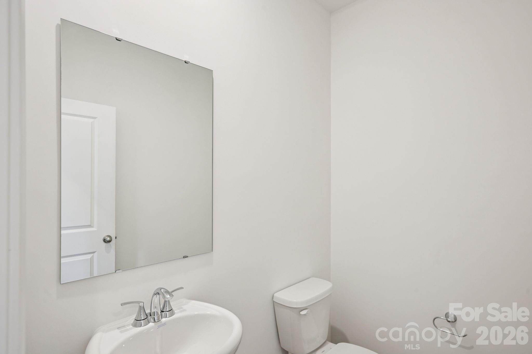 1419 Blue Jay Street — Newton